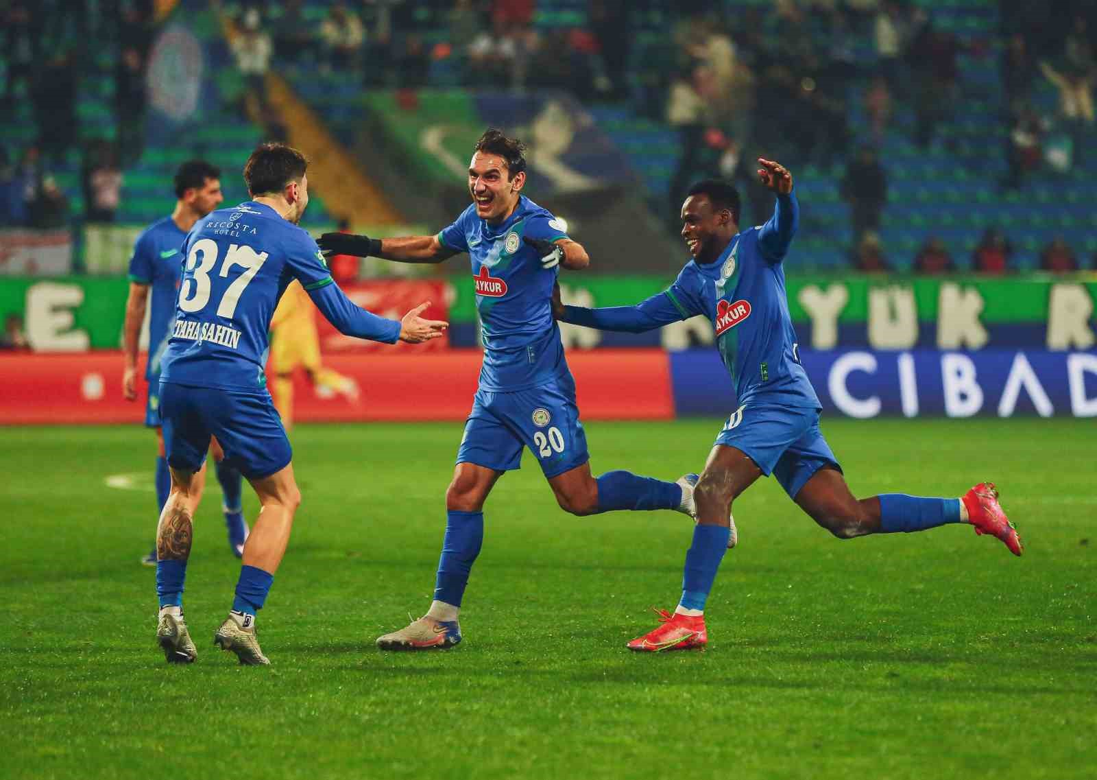 Trendyol Süper Lig: Çaykur Rizespor: 1 - Corendon Alanyaspor: 1 (Maç sonucu)
