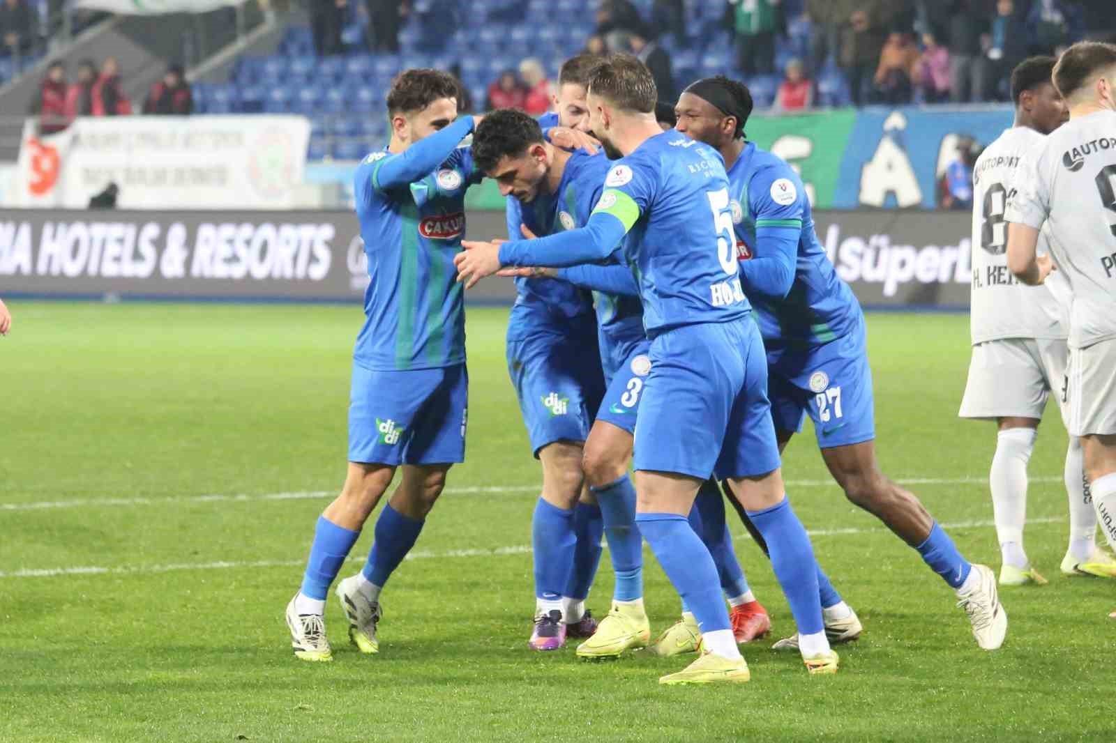 Trendyol Süper Lig: Çaykur Rizespor: 2 - Kocaelispor: 0 (Maç sonucu)
