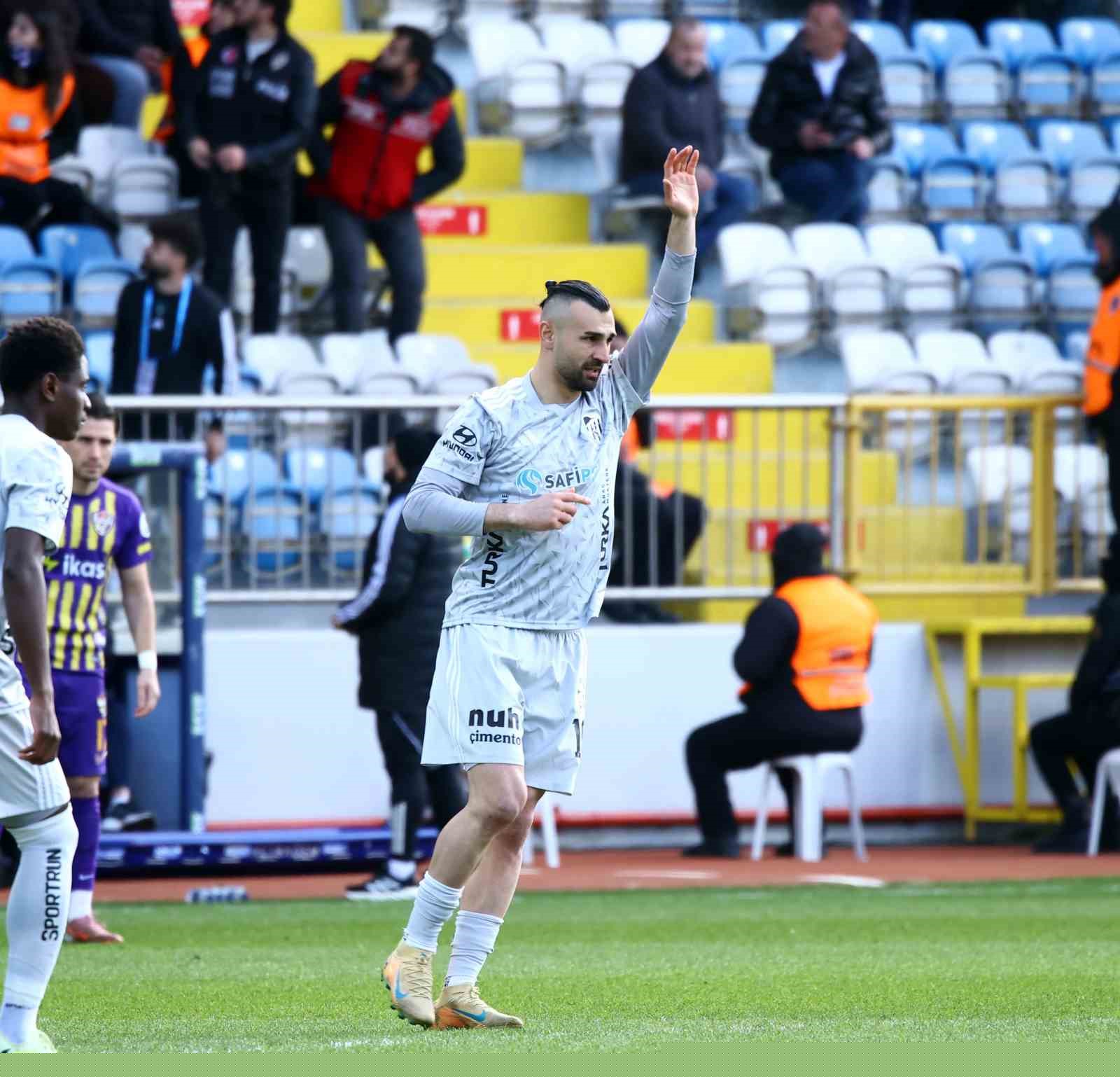 Trendyol Süper Lig: Eyüpspor: 0 - Kocaelispor: 1 (Maç devam ediyor)
