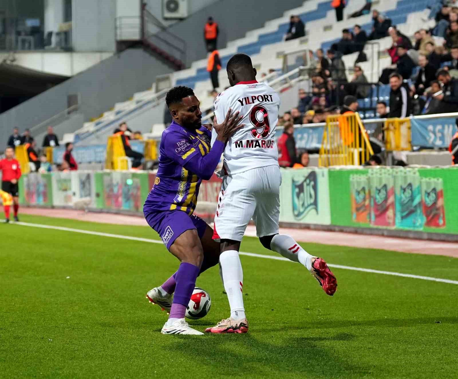 Trendyol Süper Lig: Eyüpspor: 0 - Samsunspor: 0 (Maç devam ediyor)
