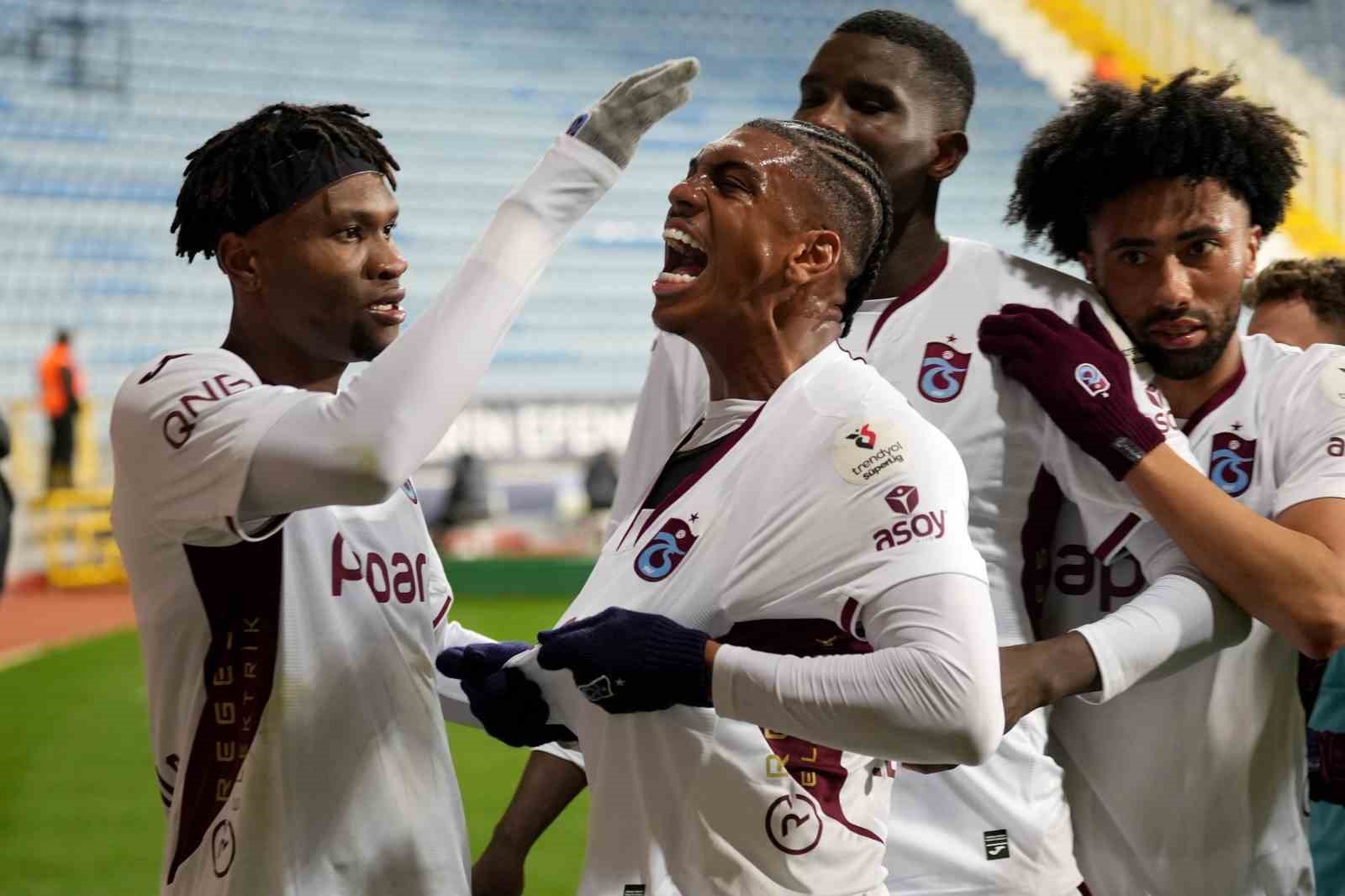 Trendyol Süper Lig: Eyüpspor: 0 - Trabzonspor: 1 (Maç sonucu)
