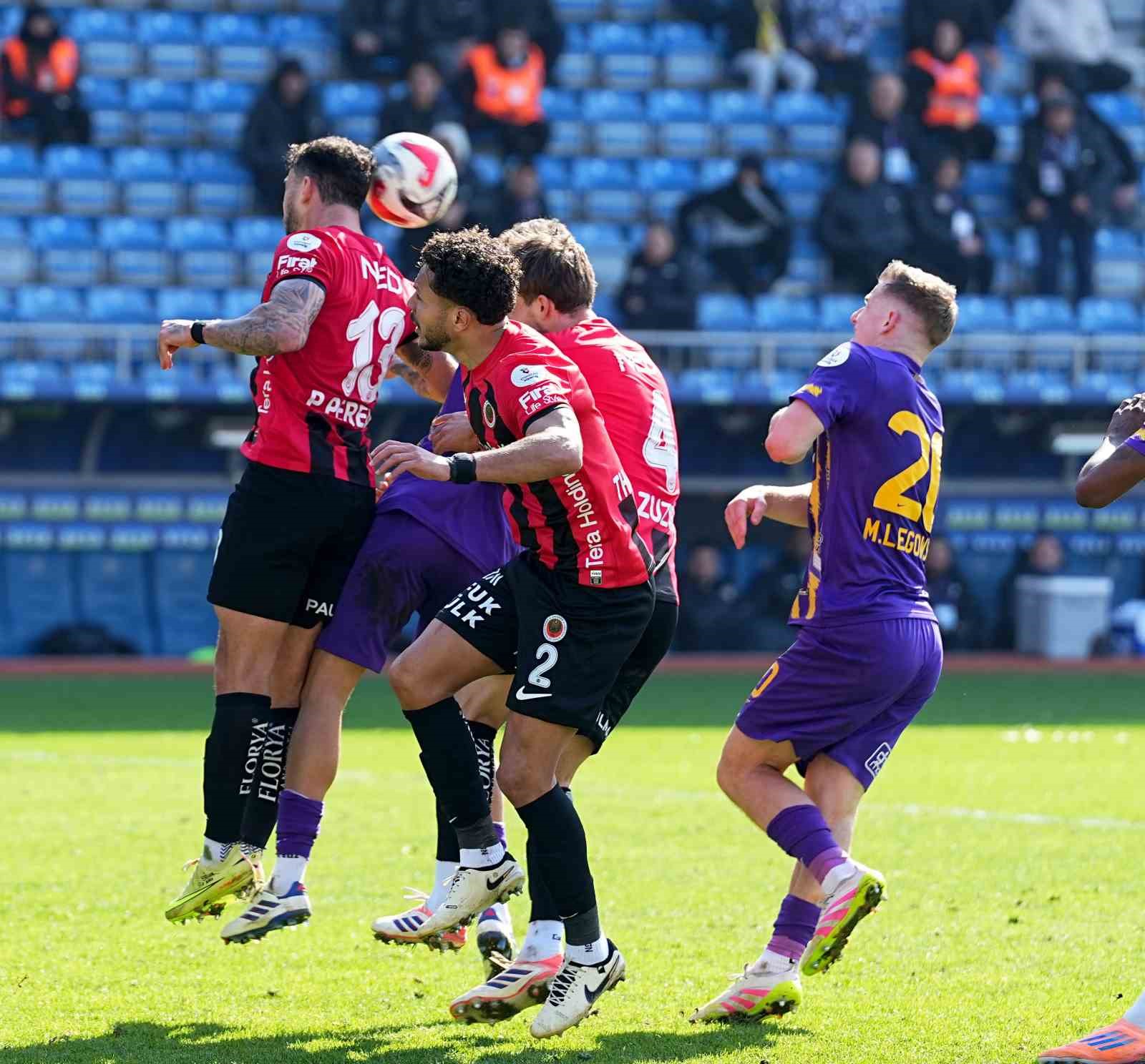 Trendyol Süper Lig: Eyüpspor: 1 - Gençlerbirliği: 0 (Maç sonucu)
Trendyol Süper Lig: Eyüpspor: 1 - Gençlerbirliği: 0 (Maç sonucu)