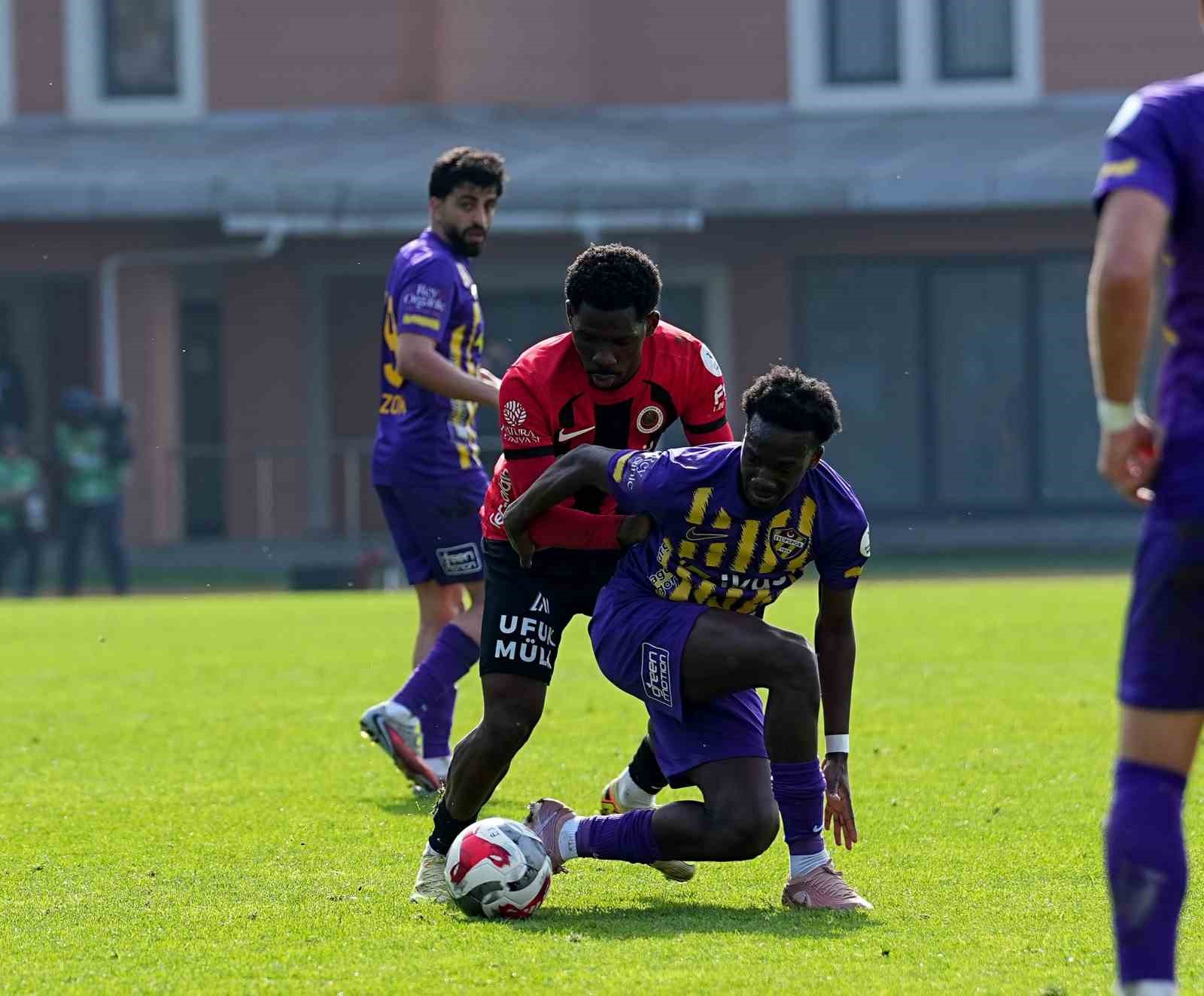 Trendyol Süper Lig: Eyüpspor: 1 - Gençlerbirliği: 0 (Maç sonucu)
Trendyol Süper Lig: Eyüpspor: 1 - Gençlerbirliği: 0 (Maç sonucu)