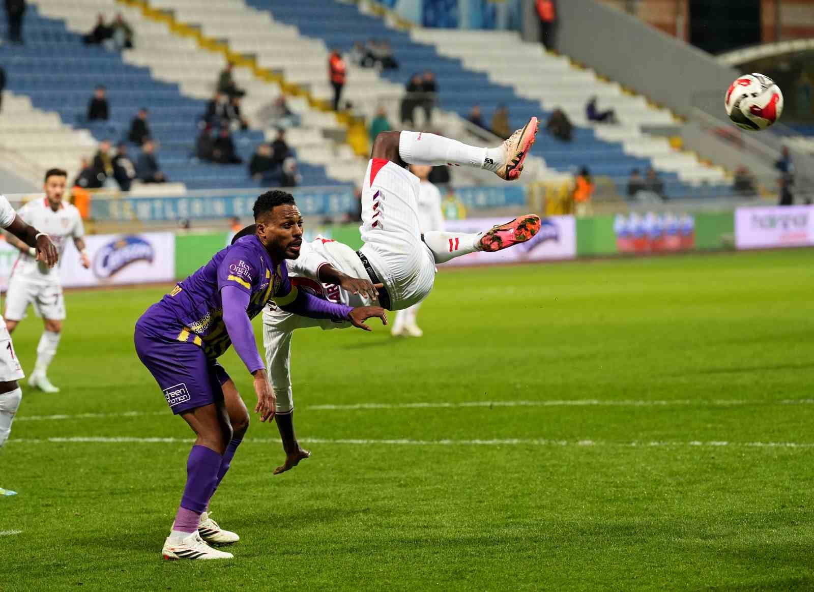 Trendyol Süper Lig: Eyüpspor: 1 - Samsunspor: 2 (Maç sonucu)
