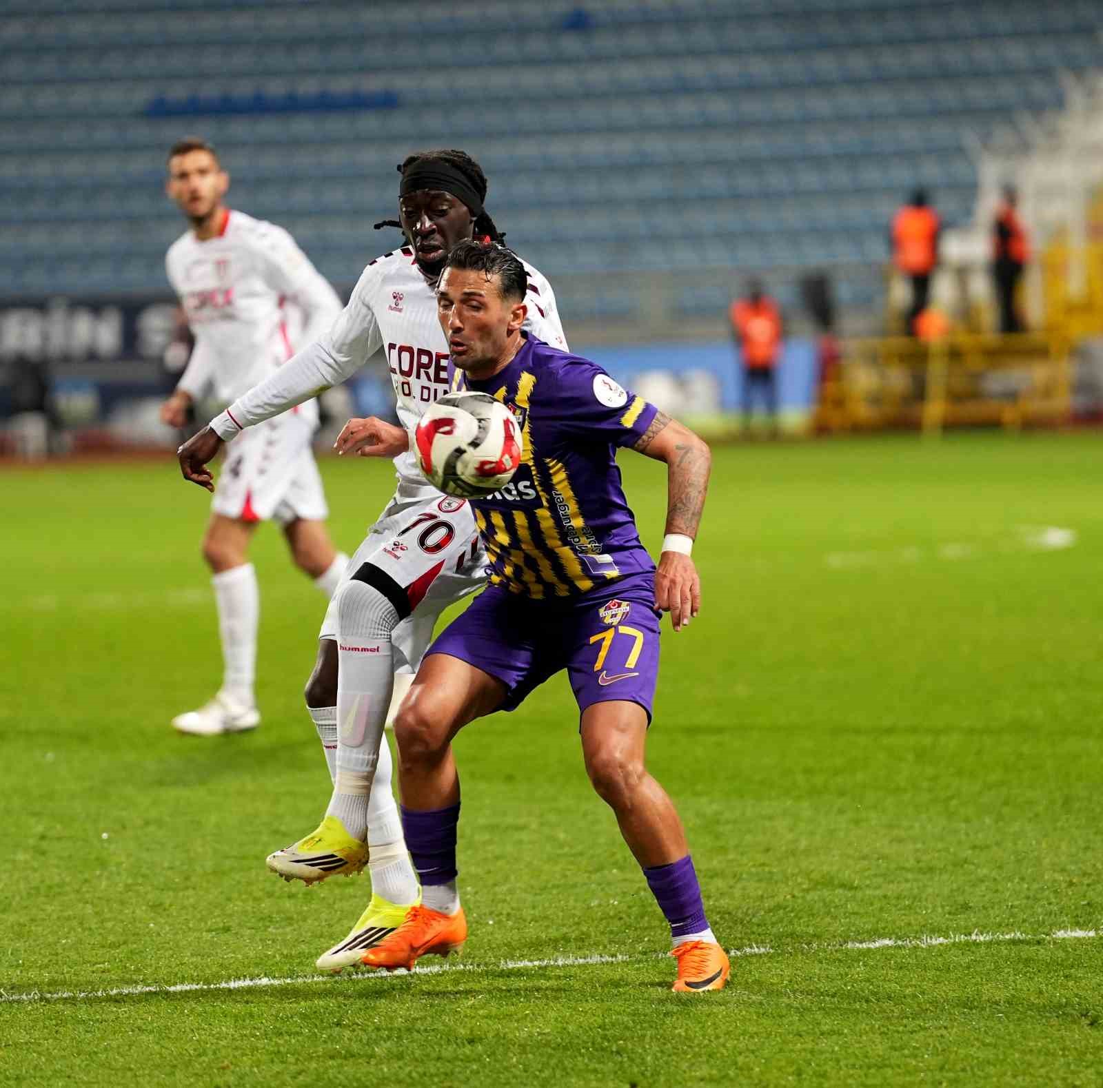 Trendyol Süper Lig: Eyüpspor: 1 - Samsunspor: 2 (Maç sonucu)
