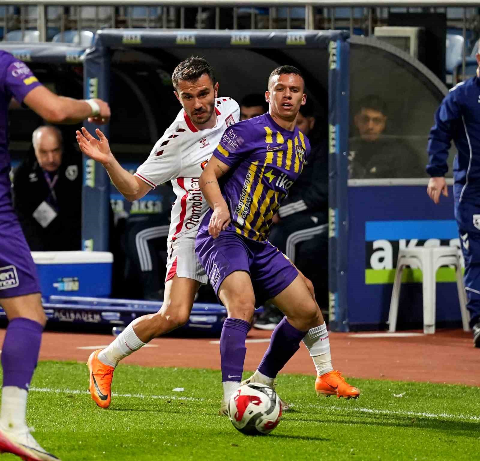 Trendyol Süper Lig: Eyüpspor: 1 - Samsunspor: 2 (Maç sonucu)
