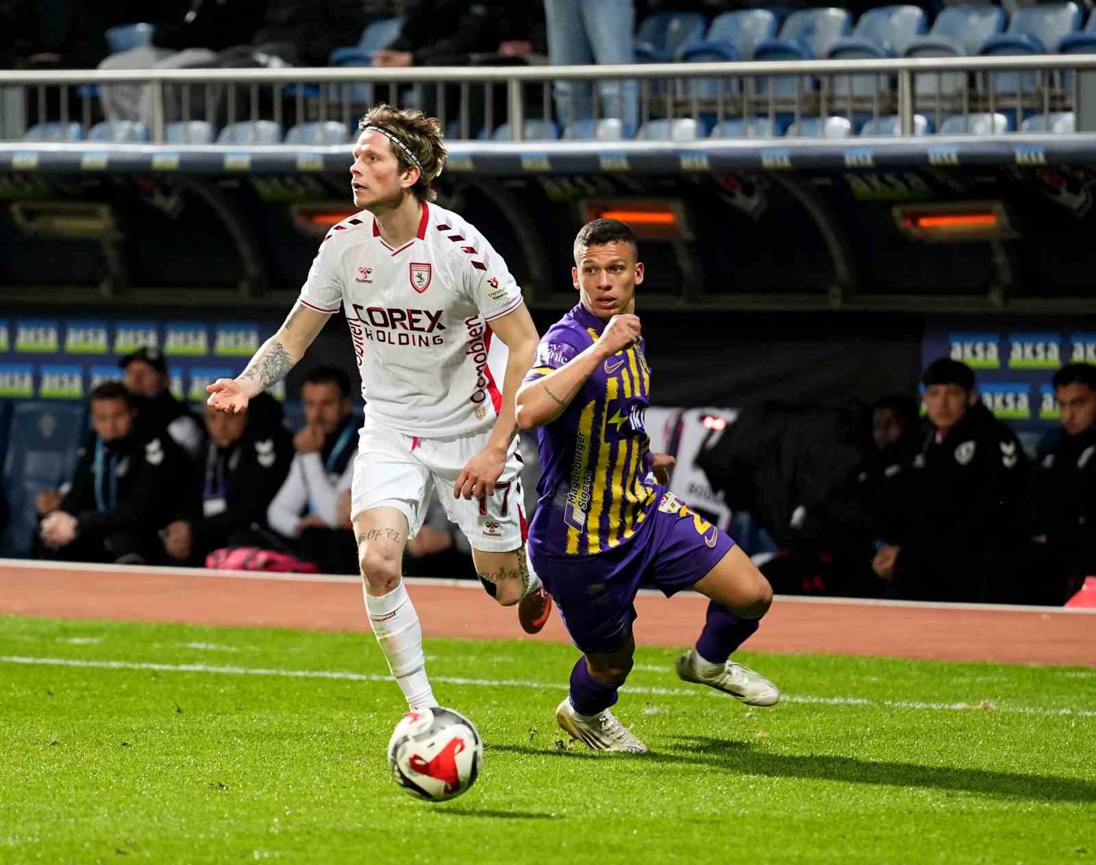 Trendyol Süper Lig: Eyüpspor: 1 - Samsunspor: 2 (Maç sonucu)
