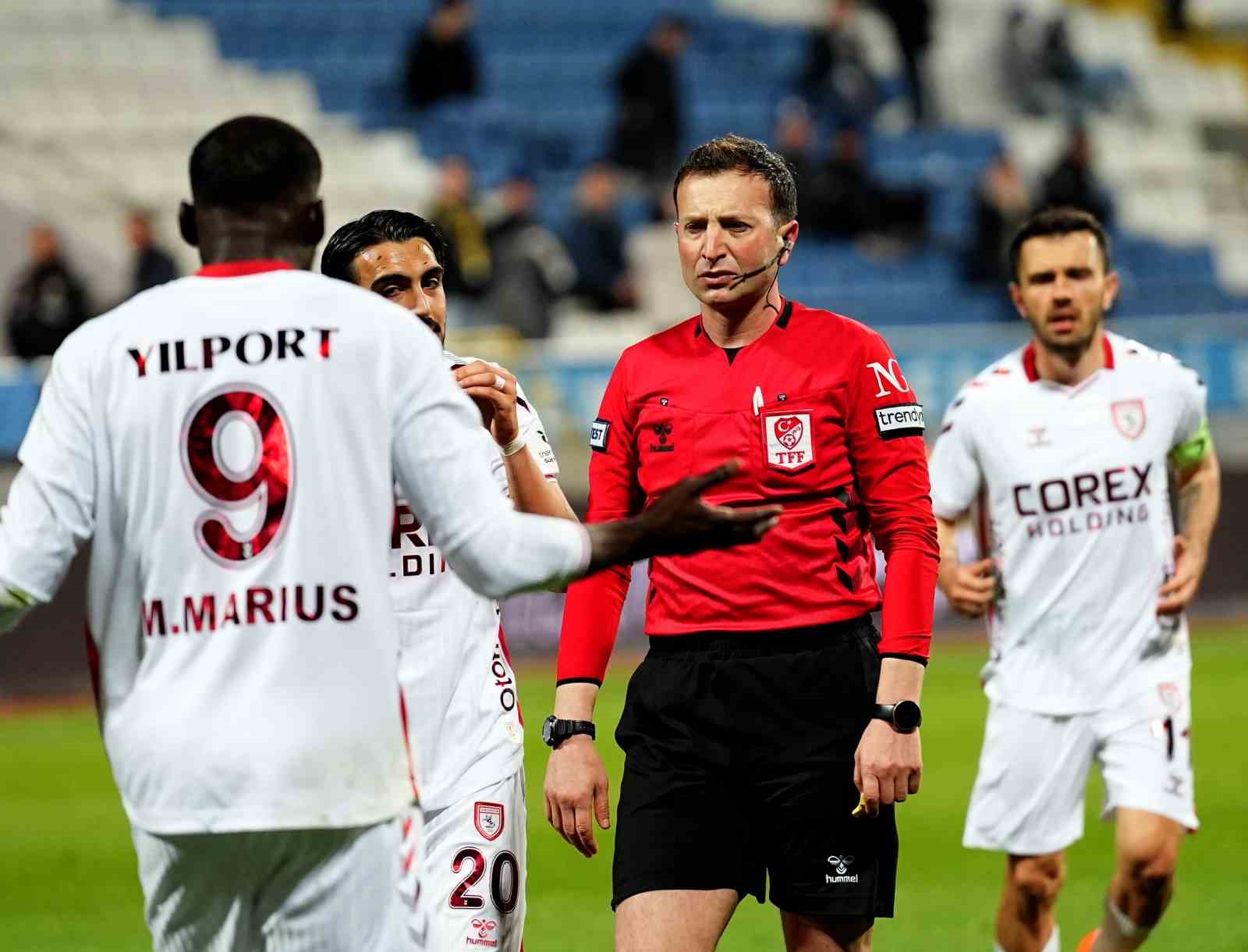Trendyol Süper Lig: Eyüpspor: 1 - Samsunspor: 2 (Maç sonucu)
