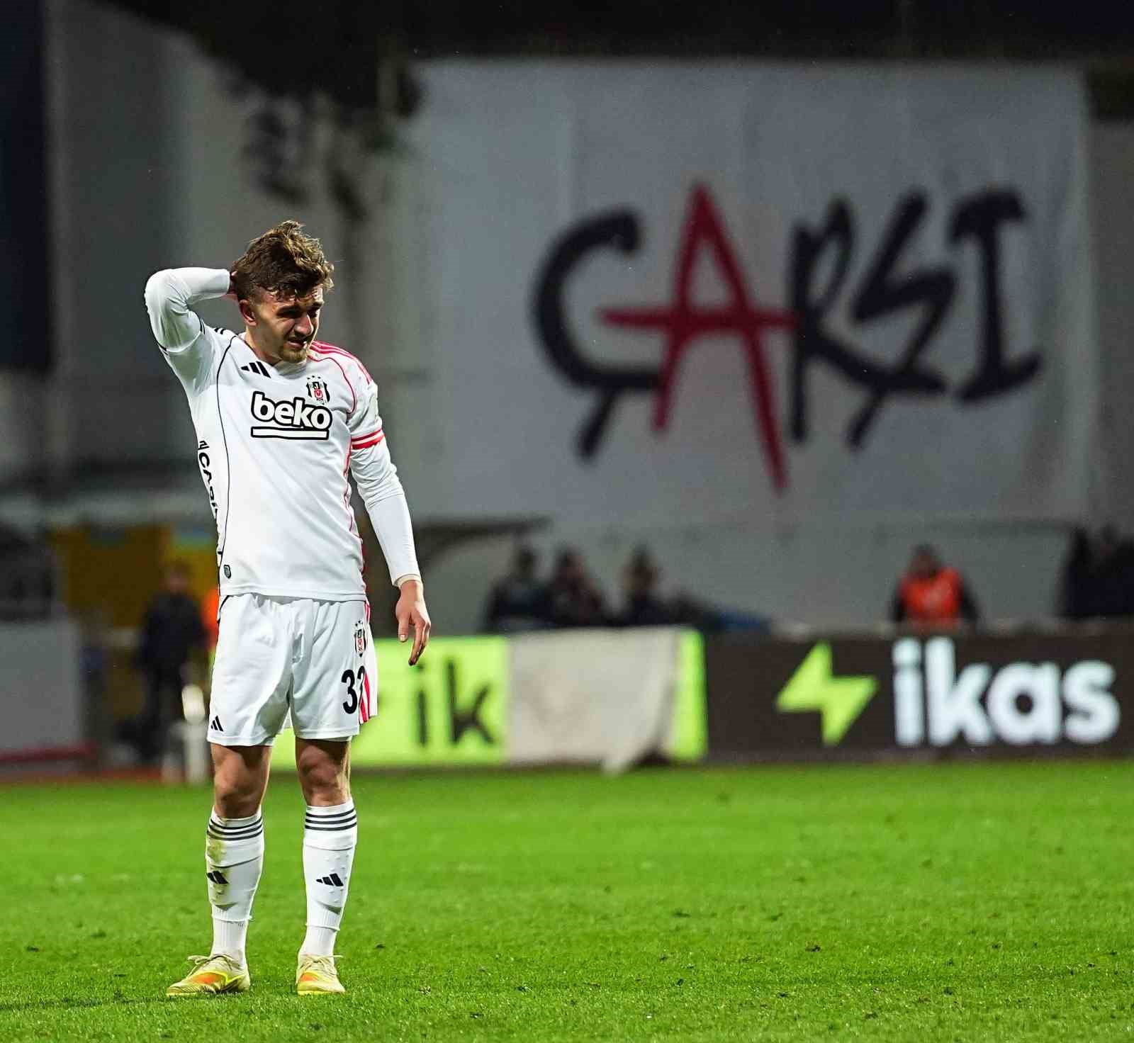 Trendyol Süper Lig: Eyüpspor: 2 - Beşiktaş: 2 (Maç sonucu)
Trendyol Süper Lig: Eyüpspor: 2 - Beşiktaş: 2 (Maç sonucu)
