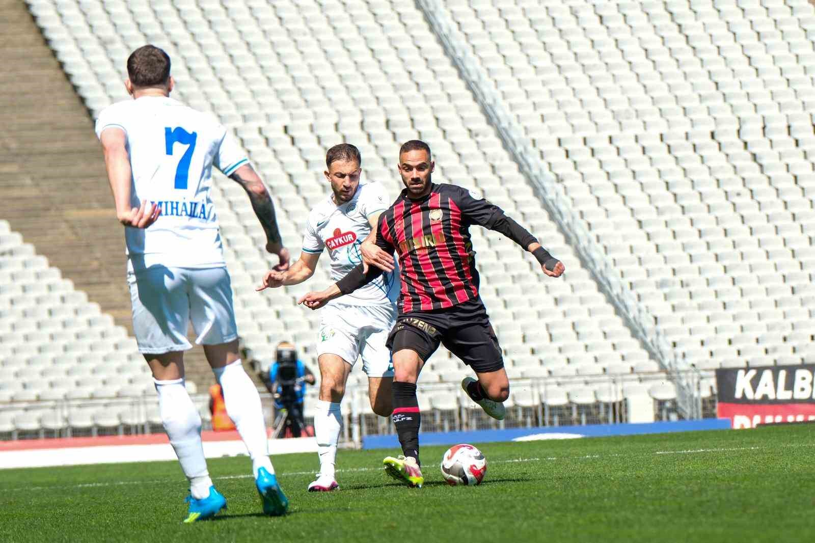Trendyol Süper Lig: Fatih Karagümrük: 1 - Çaykur Rizespor: 0 (İlk yarı)
Trendyol Süper Lig: Fatih Karagümrük: 1 - Çaykur Rizespor: 0 (İlk yarı)