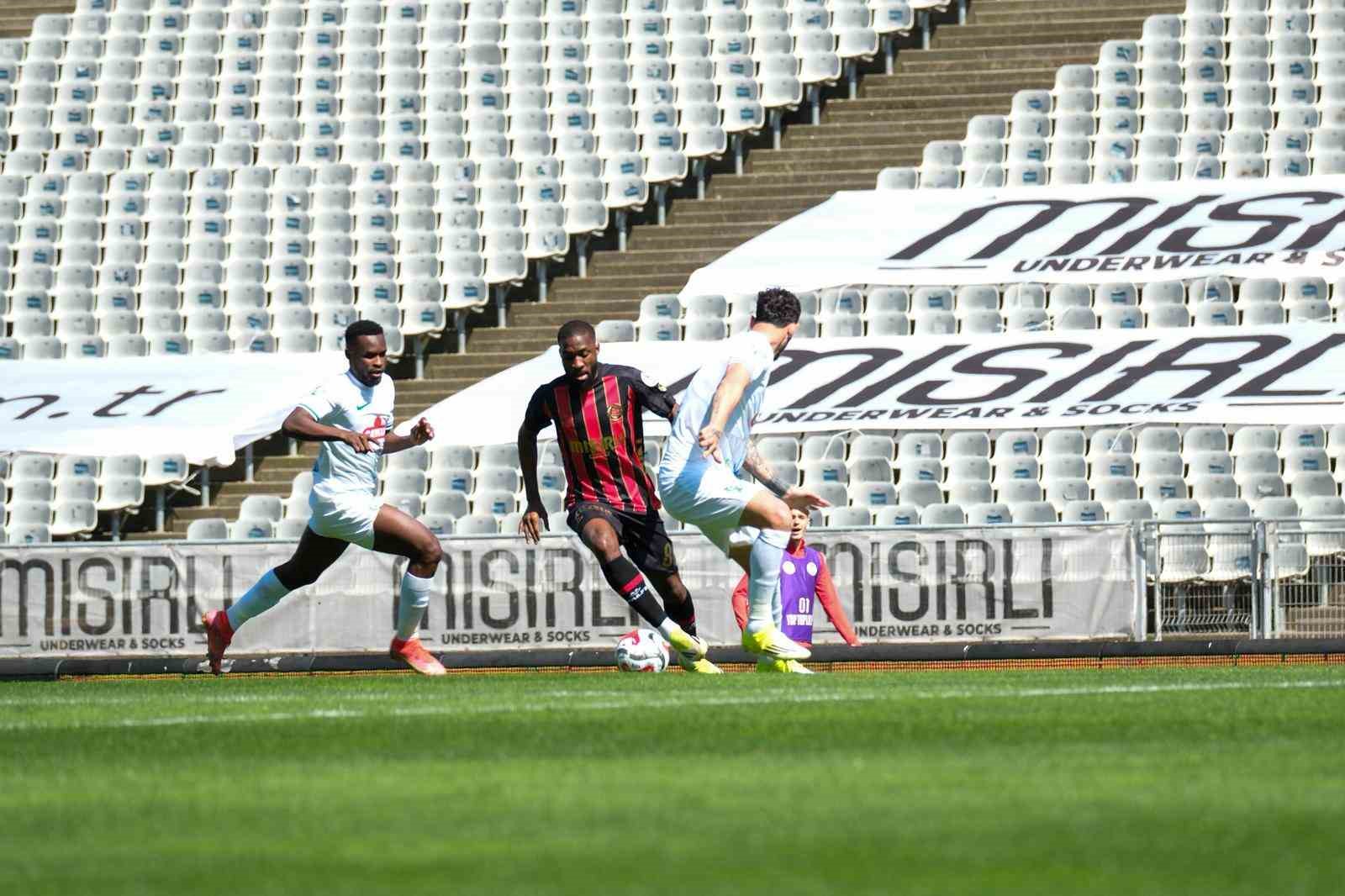 Trendyol Süper Lig: Fatih Karagümrük: 1 - Çaykur Rizespor: 0 (İlk yarı)
Trendyol Süper Lig: Fatih Karagümrük: 1 - Çaykur Rizespor: 0 (İlk yarı)