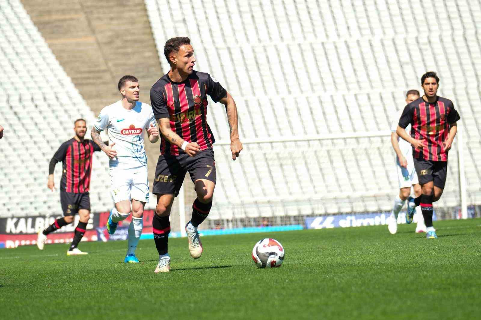Trendyol Süper Lig: Fatih Karagümrük: 1 - Çaykur Rizespor: 0 (İlk yarı)
Trendyol Süper Lig: Fatih Karagümrük: 1 - Çaykur Rizespor: 0 (İlk yarı)