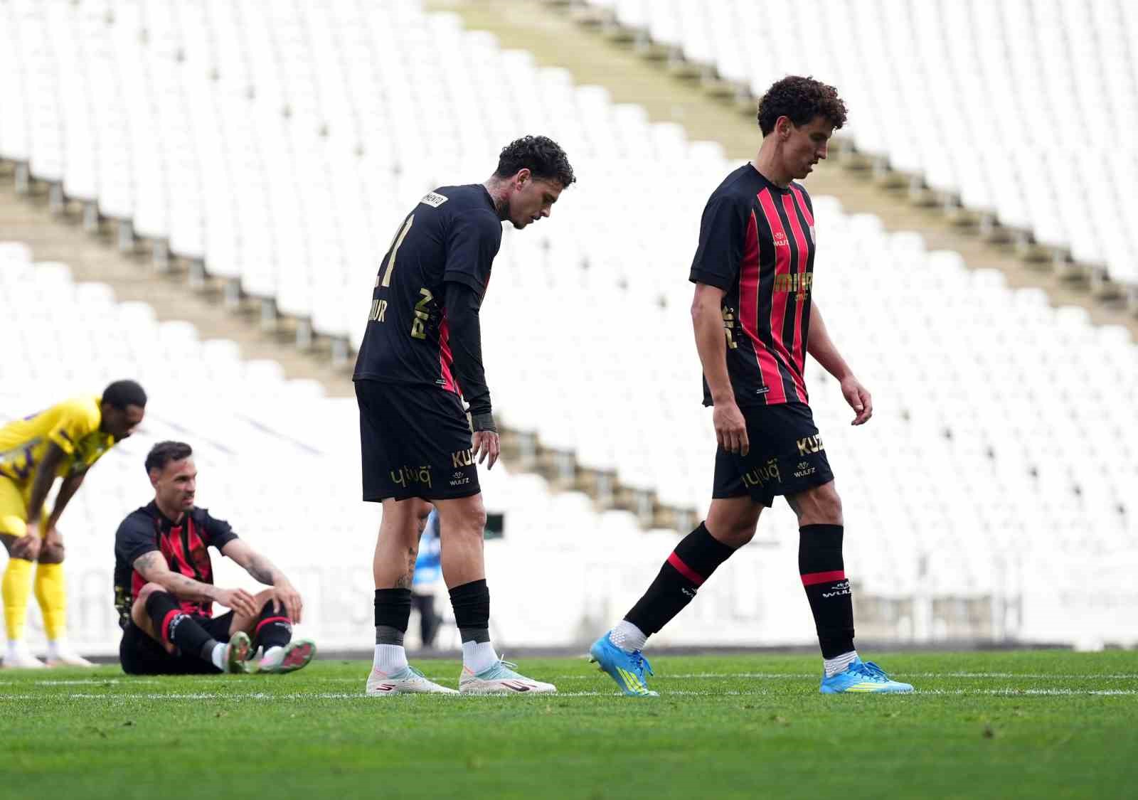 Trendyol Süper Lig: Fatih Karagümrük: 1 - Eyüpspor: 2 (Maç sonucu)
