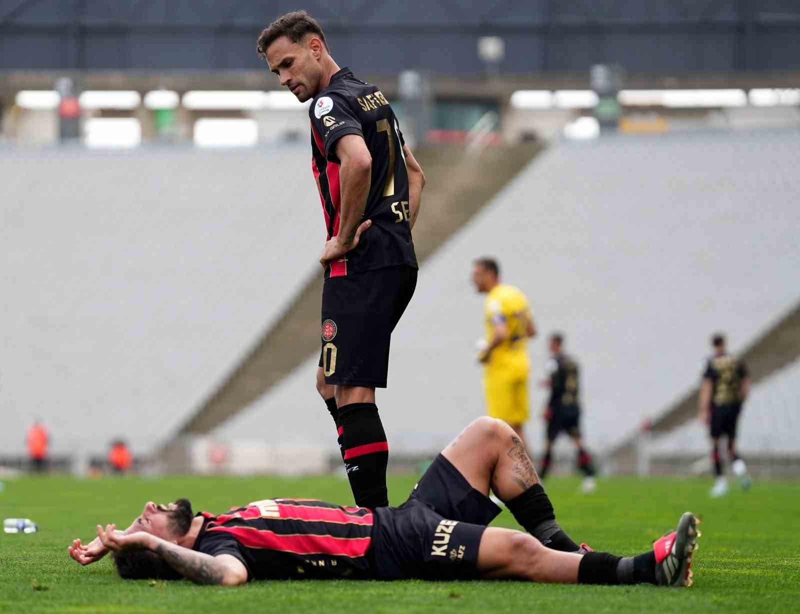 Trendyol Süper Lig: Fatih Karagümrük: 1 - Eyüpspor: 2 (Maç sonucu)
