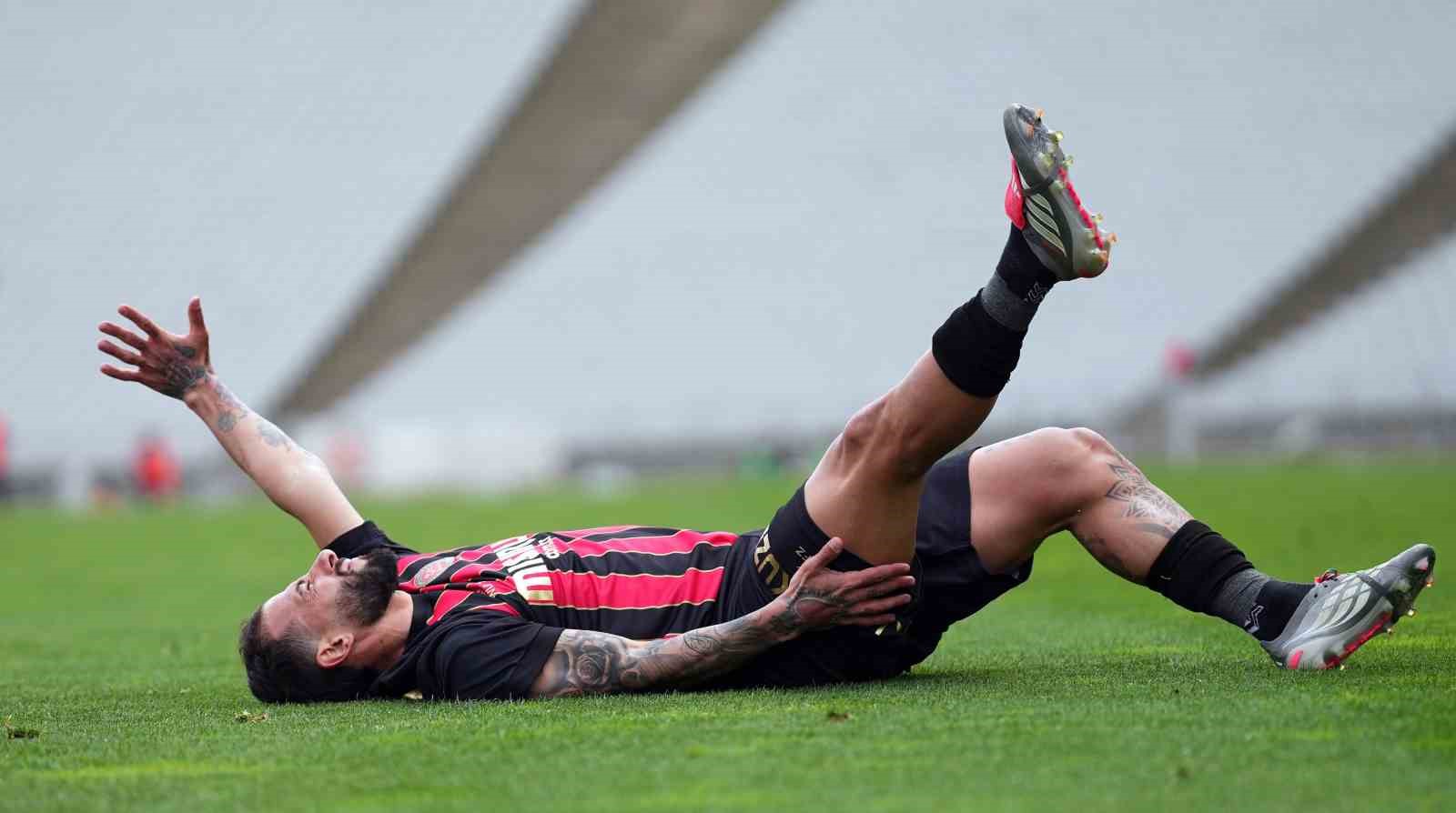 Trendyol Süper Lig: Fatih Karagümrük: 1 - Eyüpspor: 2 (Maç sonucu)
