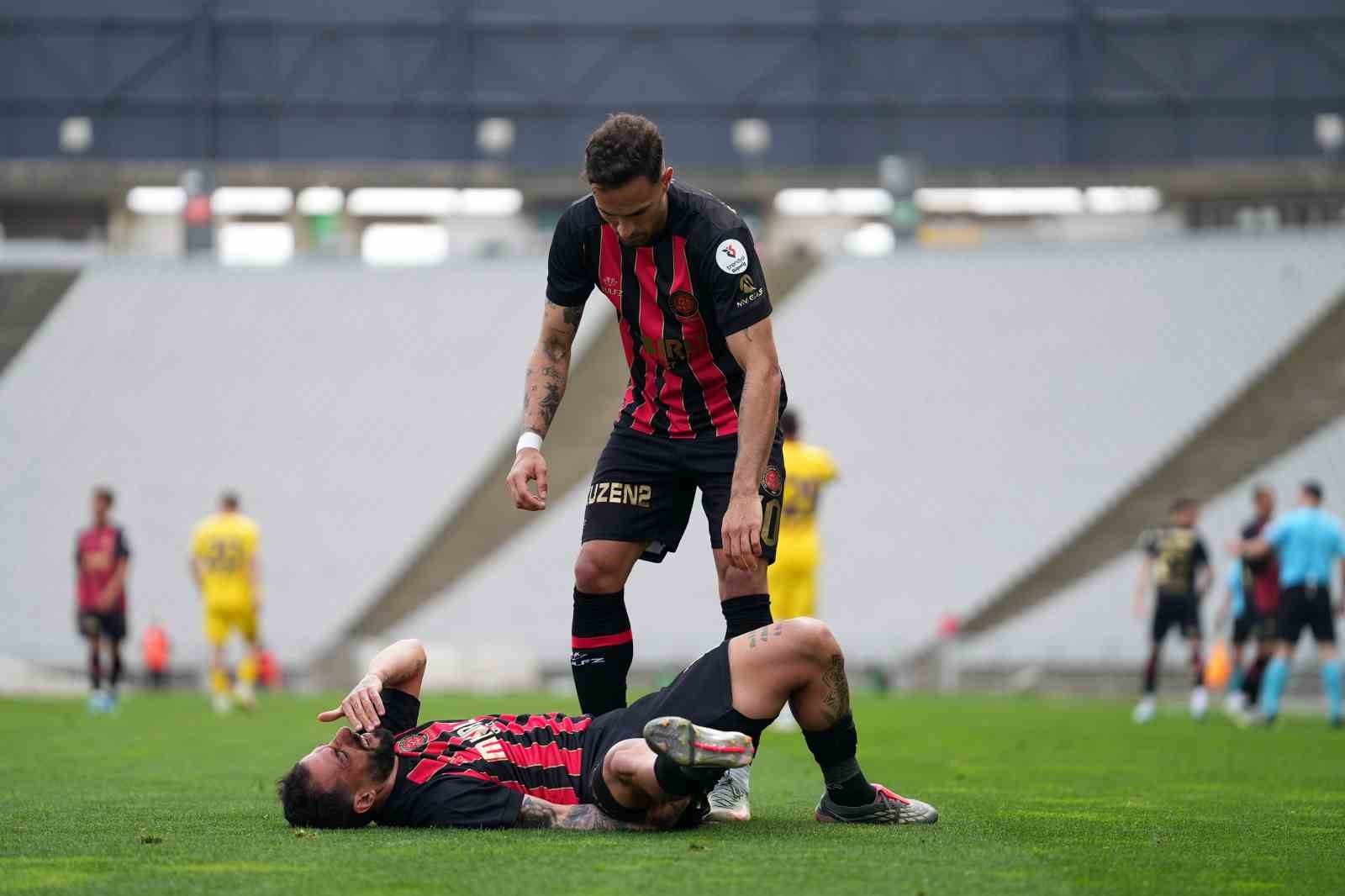 Trendyol Süper Lig: Fatih Karagümrük: 1 - Eyüpspor: 2 (Maç sonucu)
