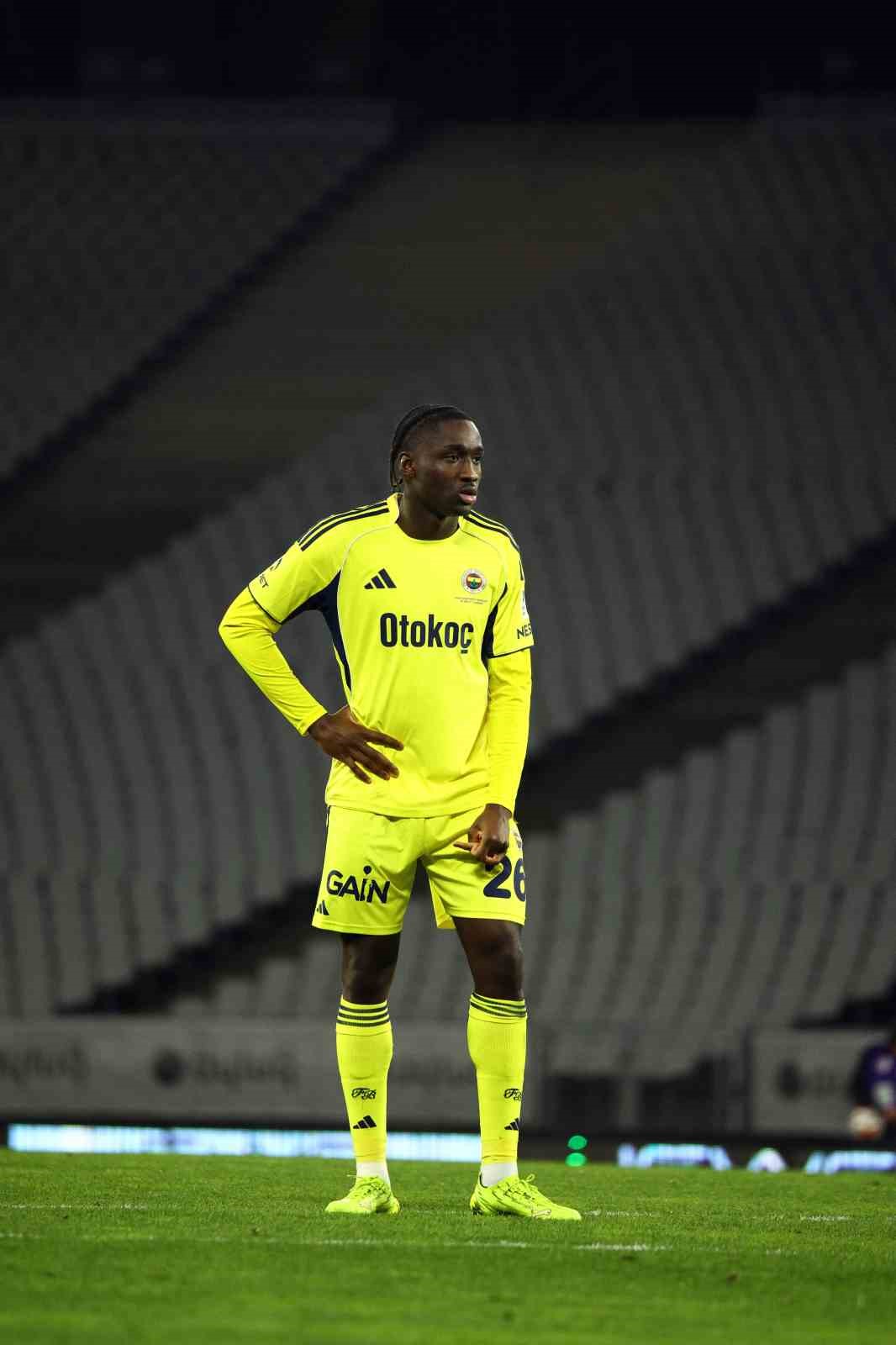 Trendyol Süper Lig: Fatih Karagümrük: 2 - Fenerbahçe: 0 (Maç sonucu)
