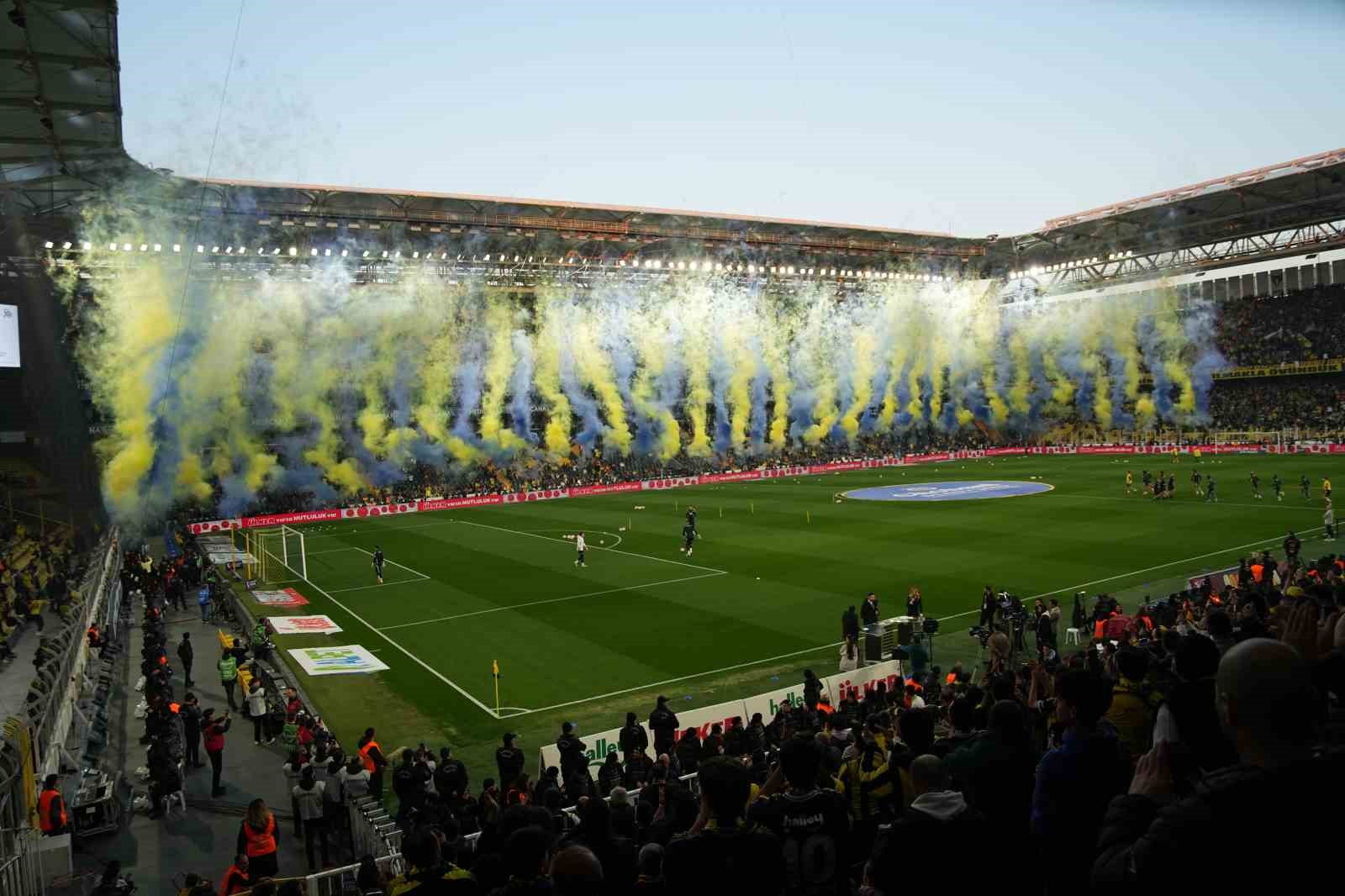 Trendyol Süper Lig: Fenerbahçe: 0 - Beşiktaş: 0 (Maç devam ediyor)
