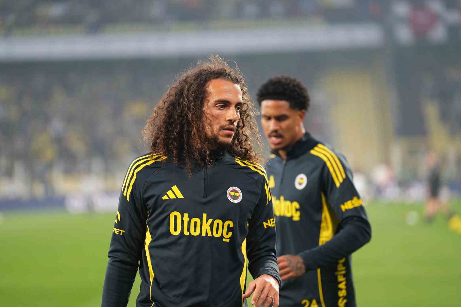 Trendyol Süper Lig: Fenerbahçe: 0 - Beşiktaş: 0 (Maç devam ediyor)
