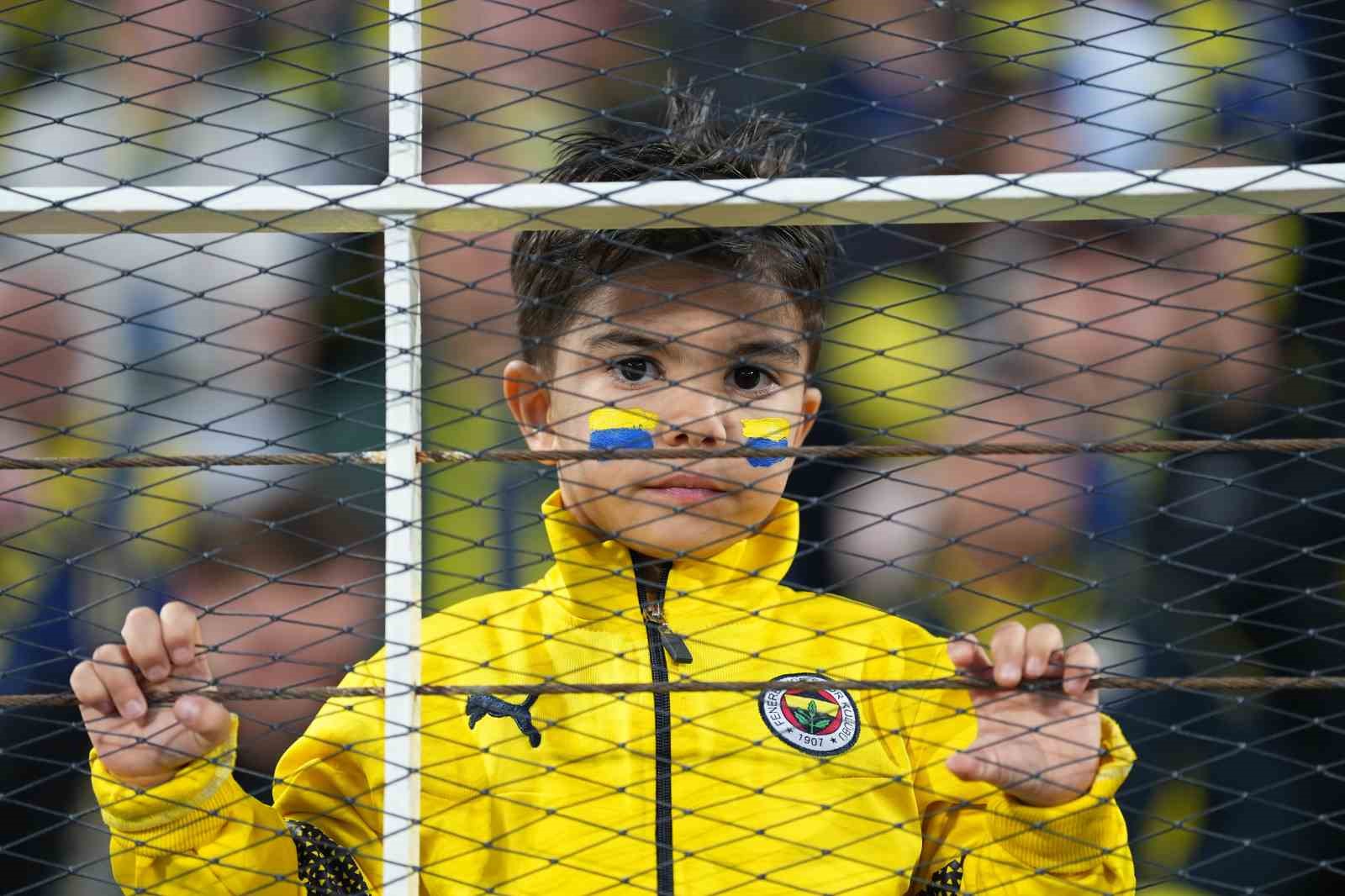 Trendyol Süper Lig: Fenerbahçe: 0 - Beşiktaş: 0 (Maç devam ediyor)
