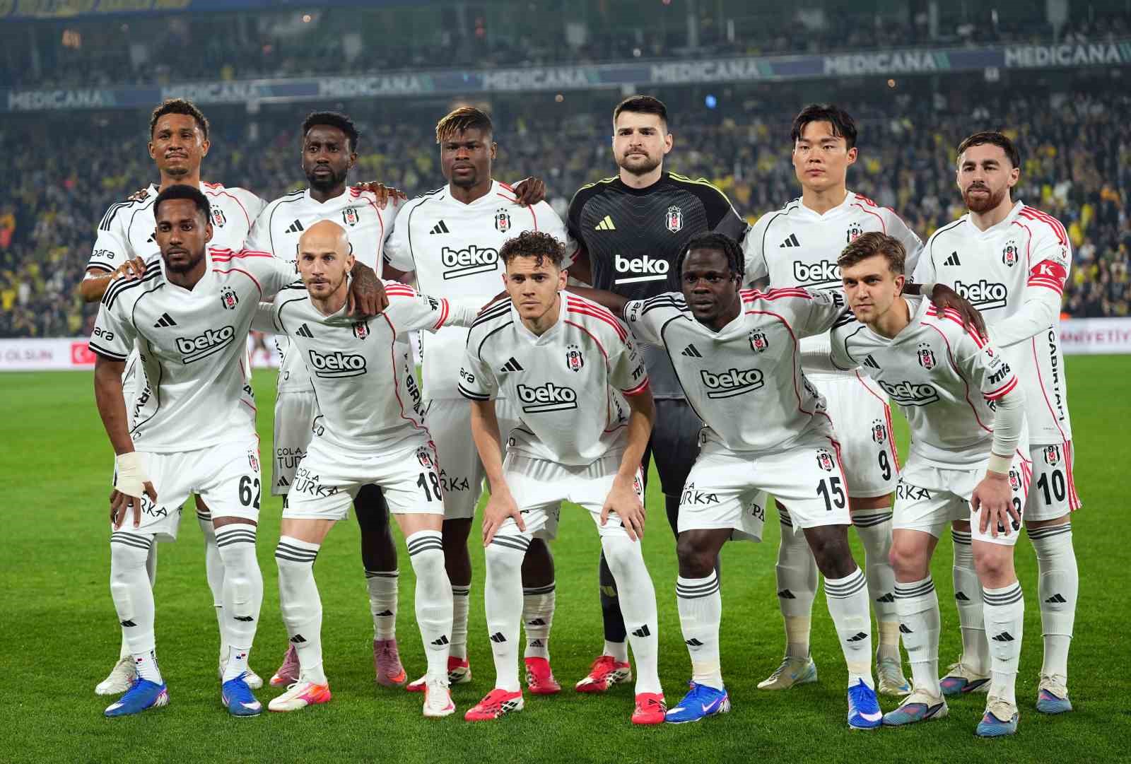 Trendyol Süper Lig: Fenerbahçe: 0 - Beşiktaş: 0 (Maç devam ediyor)
