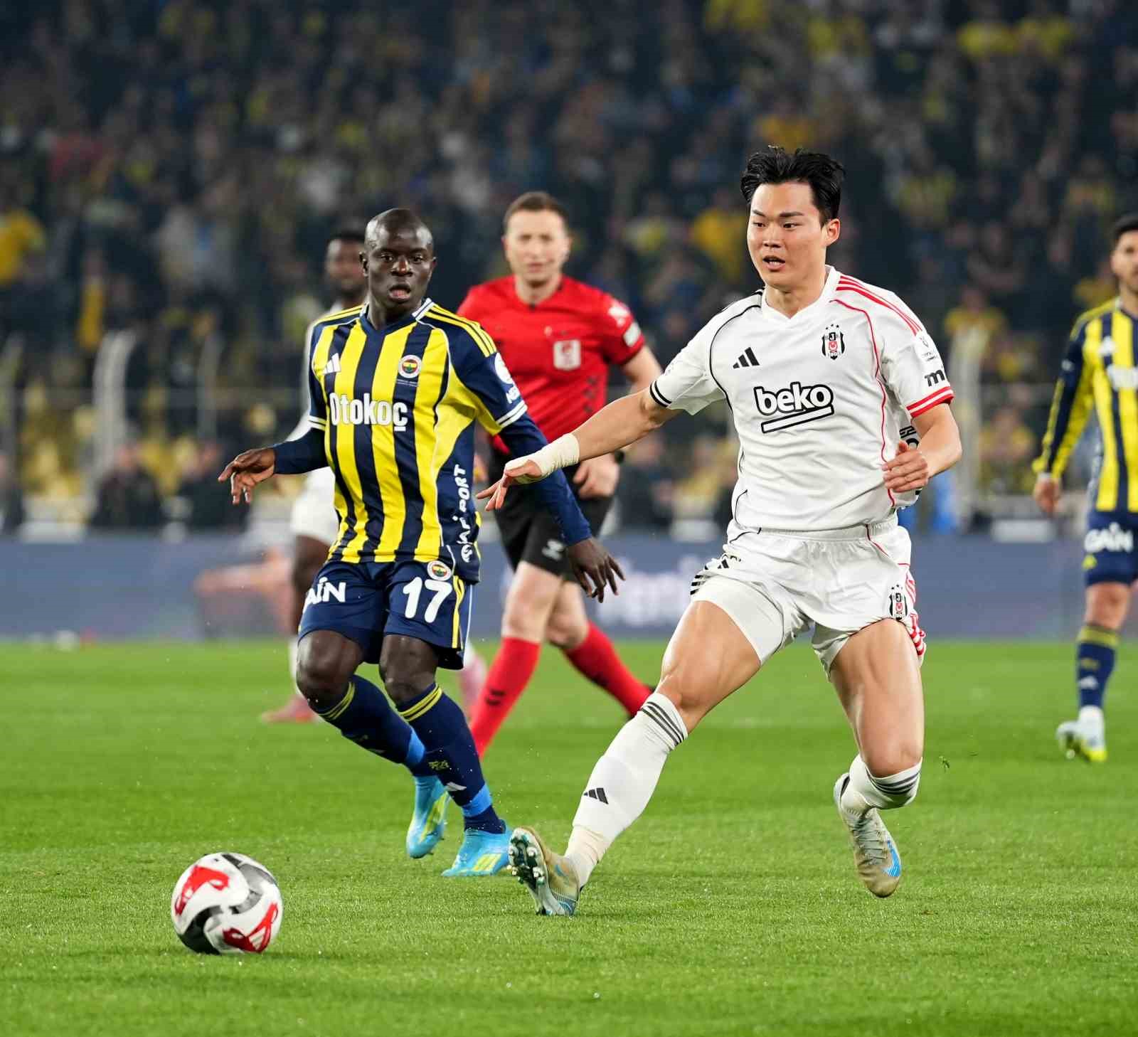 Trendyol Süper Lig: Fenerbahçe: 0 - Beşiktaş: 0 (Maç devam ediyor)
