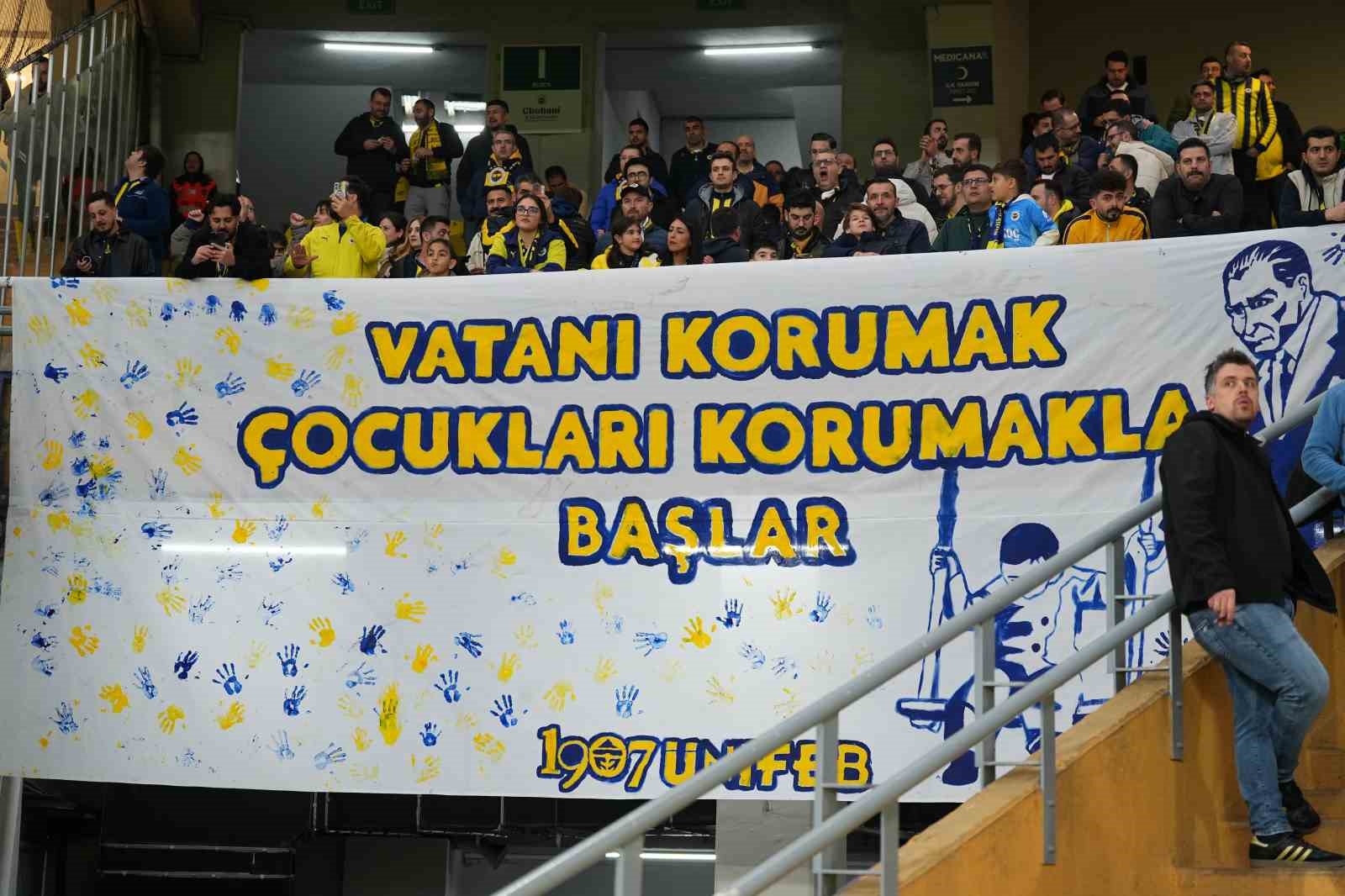 Trendyol Süper Lig: Fenerbahçe: 0 - Çaykur Rizespor: 0 (Maç devam ediyor)
