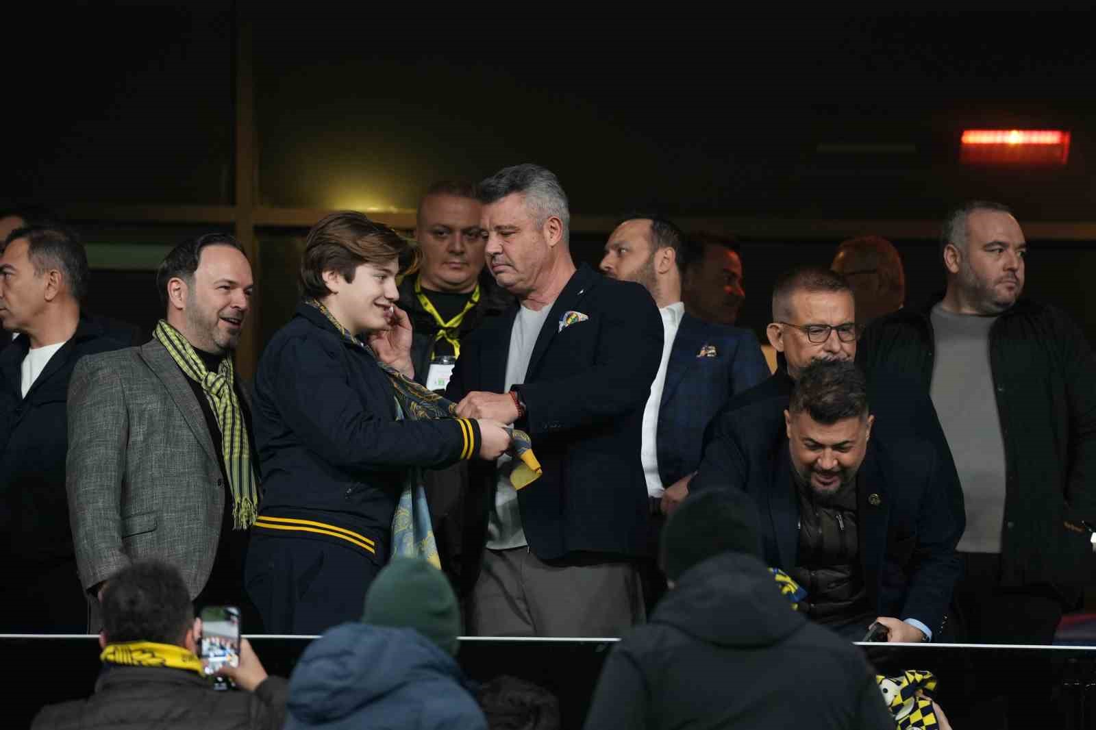 Trendyol Süper Lig: Fenerbahçe: 0 - Gaziantep FK: 0 (Maç devam ediyor)
