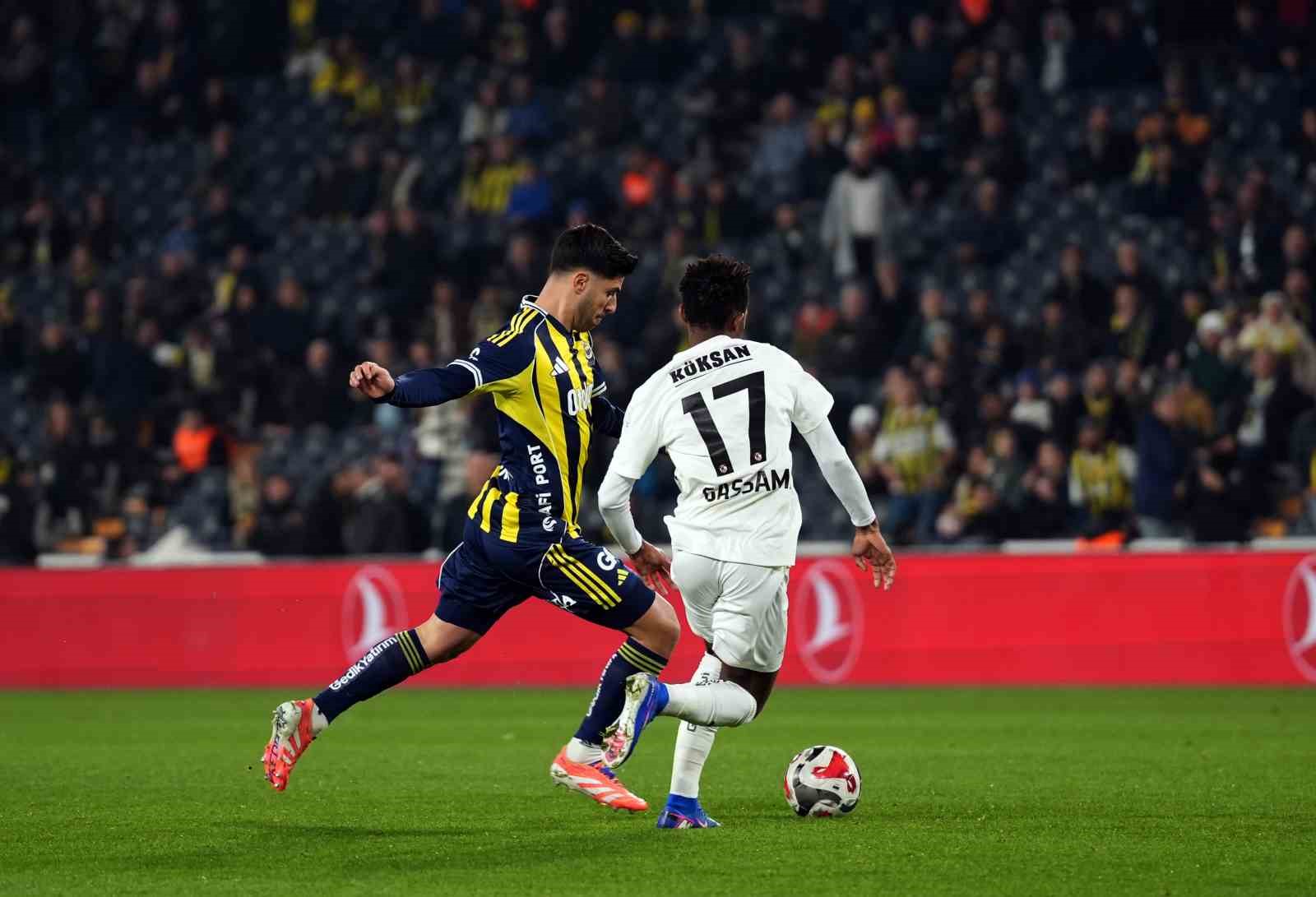 Trendyol Süper Lig: Fenerbahçe: 0 - Gaziantep FK: 0 (Maç devam ediyor)
