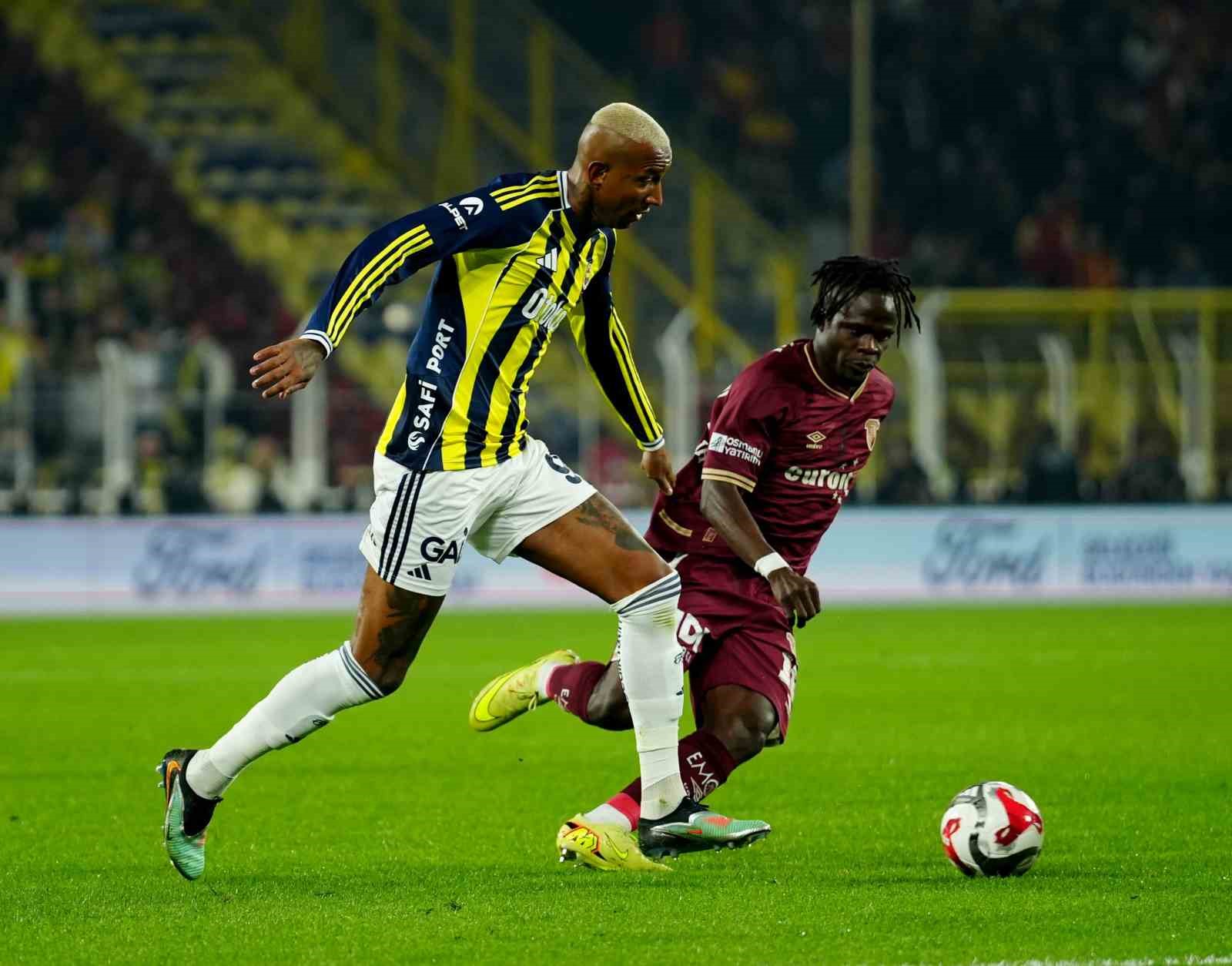 Trendyol Süper Lig: Fenerbahçe: 0 - Göztepe: 0 (Maç devam ediyor)
