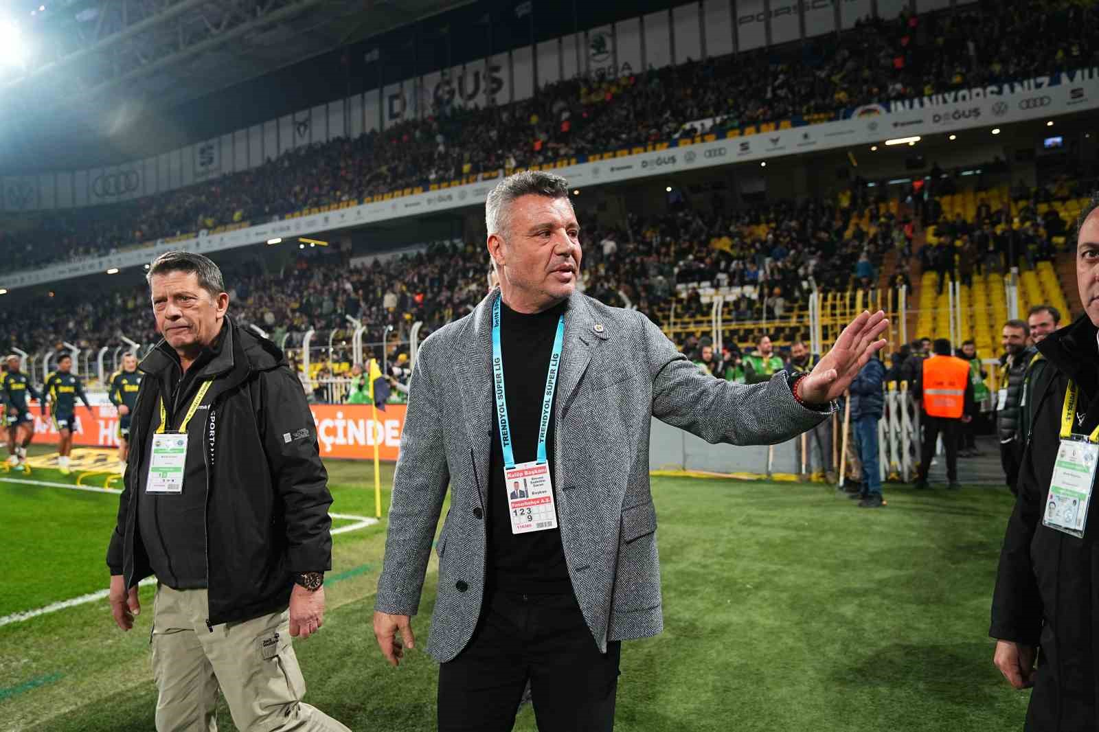 Trendyol Süper Lig: Fenerbahçe: 0 - Kasımpaşa: 0 (Maç devam ediyor)
