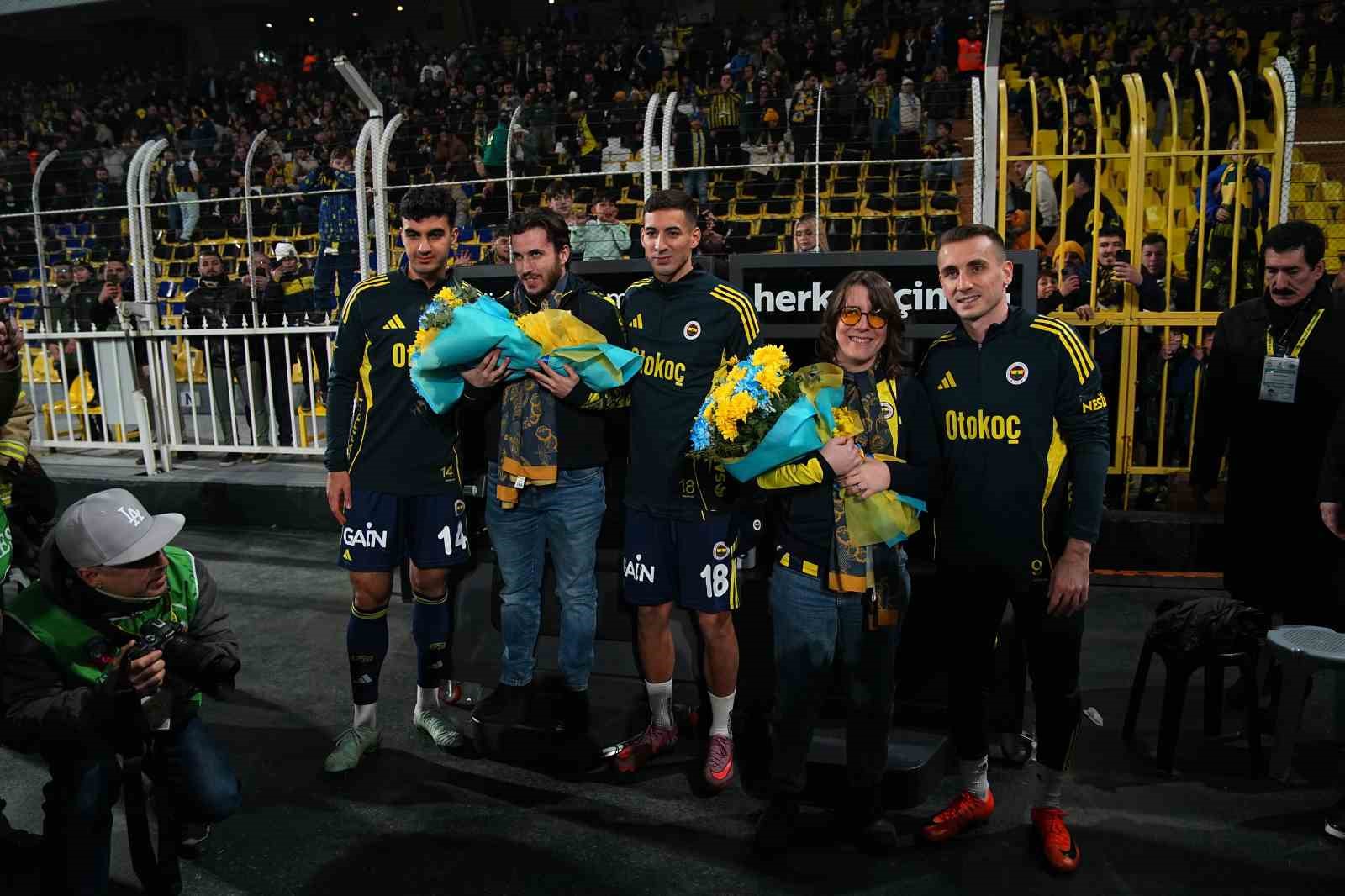 Trendyol Süper Lig: Fenerbahçe: 0 - Kasımpaşa: 0 (Maç devam ediyor)
