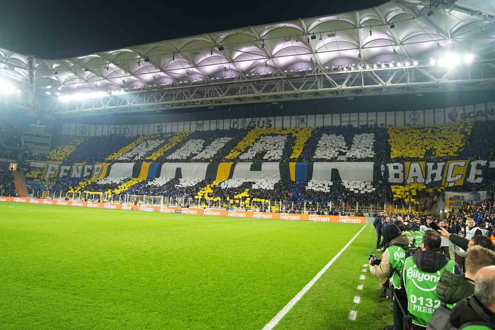 Trendyol Süper Lig: Fenerbahçe: 0 - Kasımpaşa: 0 (Maç devam ediyor)
