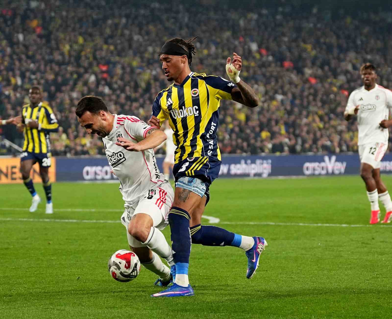 Trendyol Süper Lig: Fenerbahçe: 1 - Beşiktaş: 0 (Maç sonucu)
