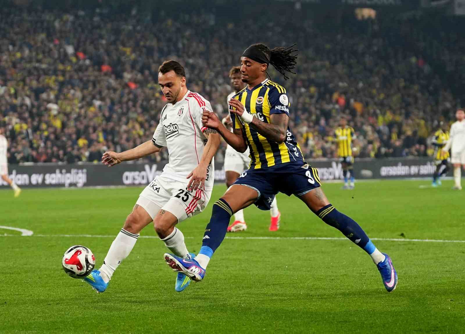 Trendyol Süper Lig: Fenerbahçe: 1 - Beşiktaş: 0 (Maç sonucu)
