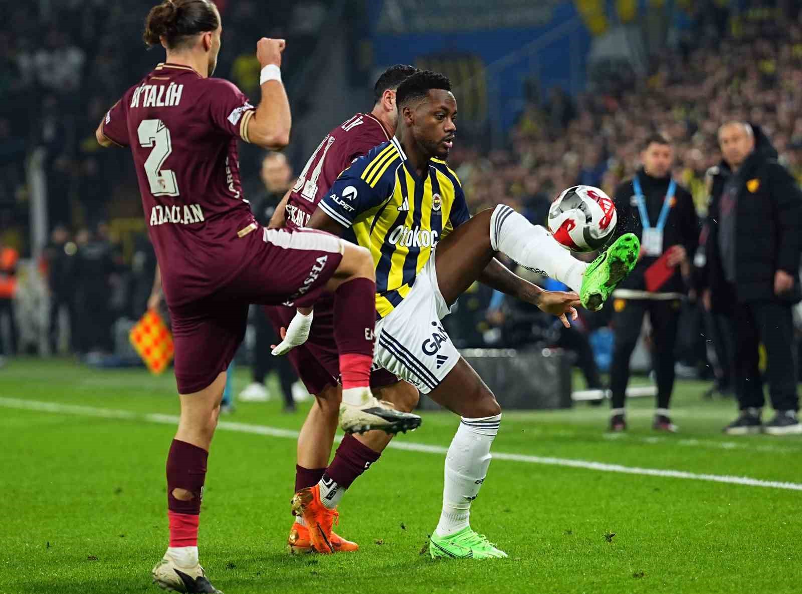 Trendyol Süper Lig: Fenerbahçe: 1 - Göztepe: 1 (Maç sonucu)
