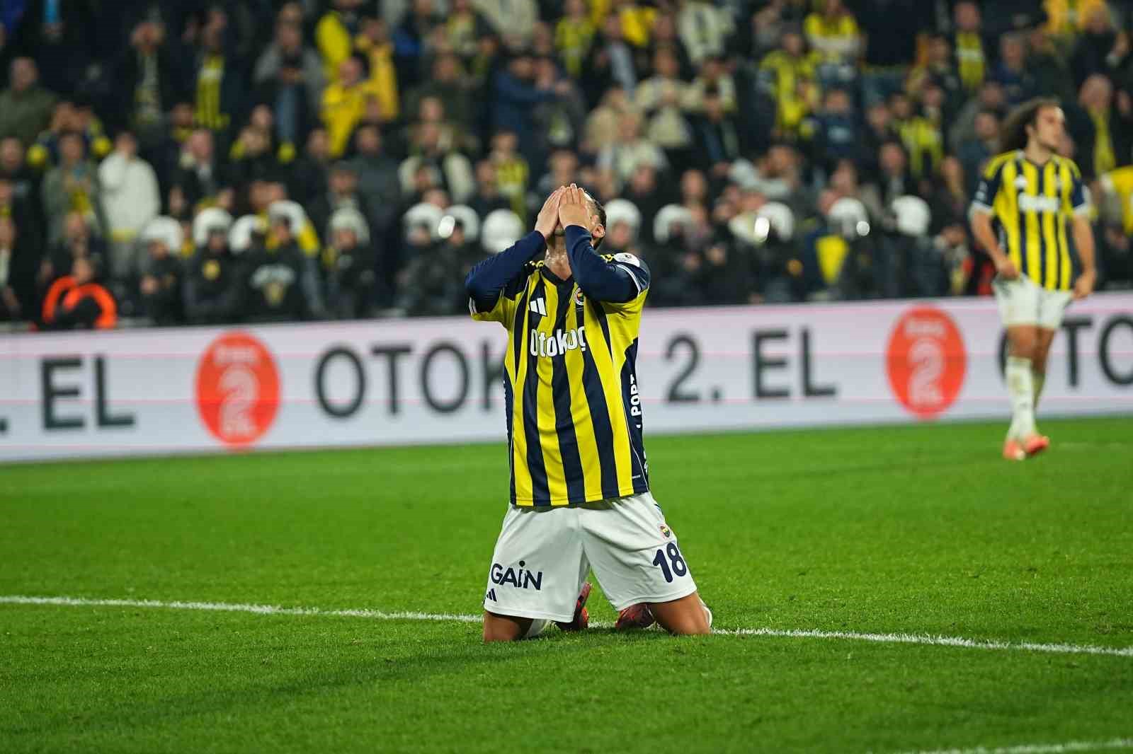 Trendyol Süper Lig: Fenerbahçe: 1 - Göztepe: 1 (Maç sonucu)
