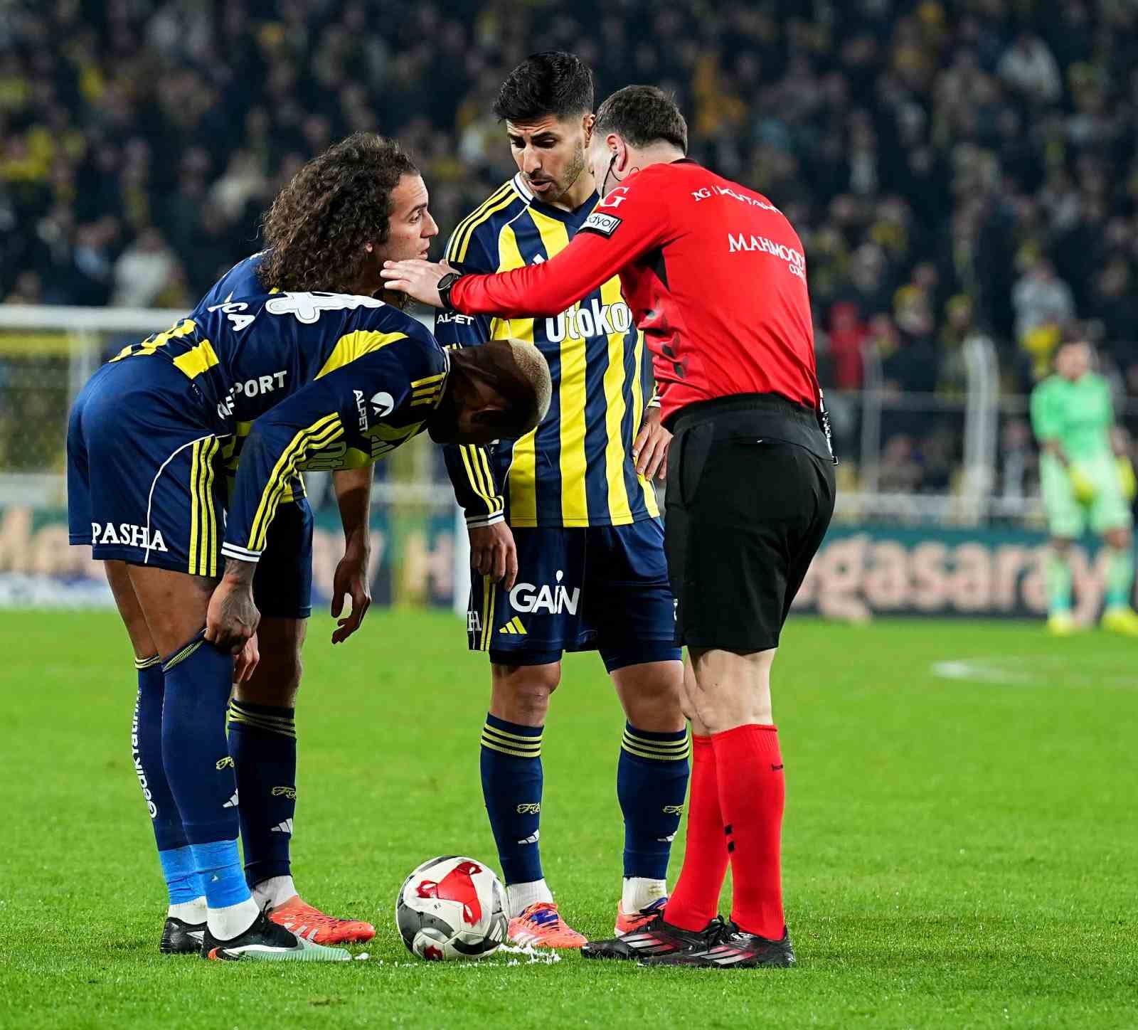 Trendyol Süper Lig: Fenerbahçe: 1 - Kasımpaşa: 1 (Maç sonucu)
