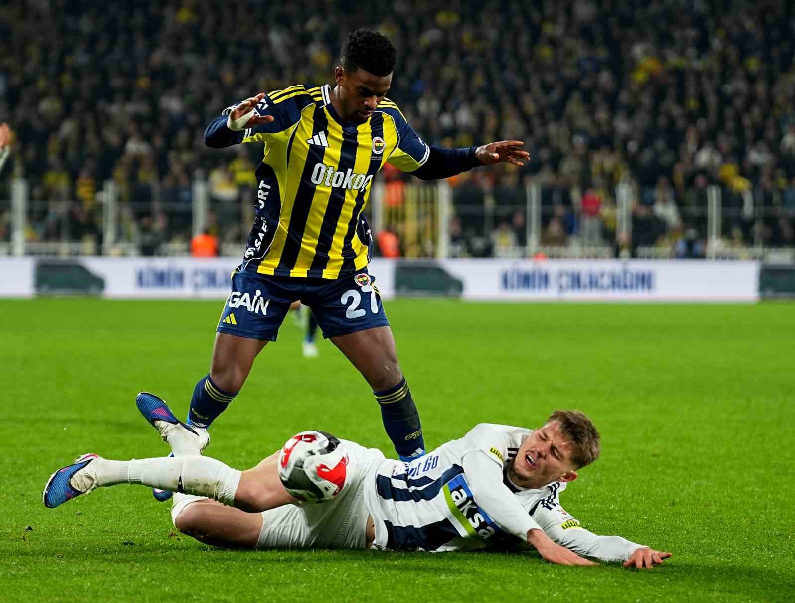Trendyol Süper Lig: Fenerbahçe: 1 - Kasımpaşa: 1 (Maç sonucu)
