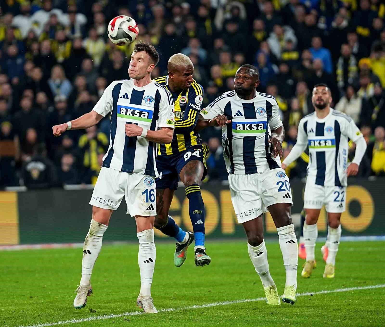 Trendyol Süper Lig: Fenerbahçe: 1 - Kasımpaşa: 1 (Maç sonucu)
