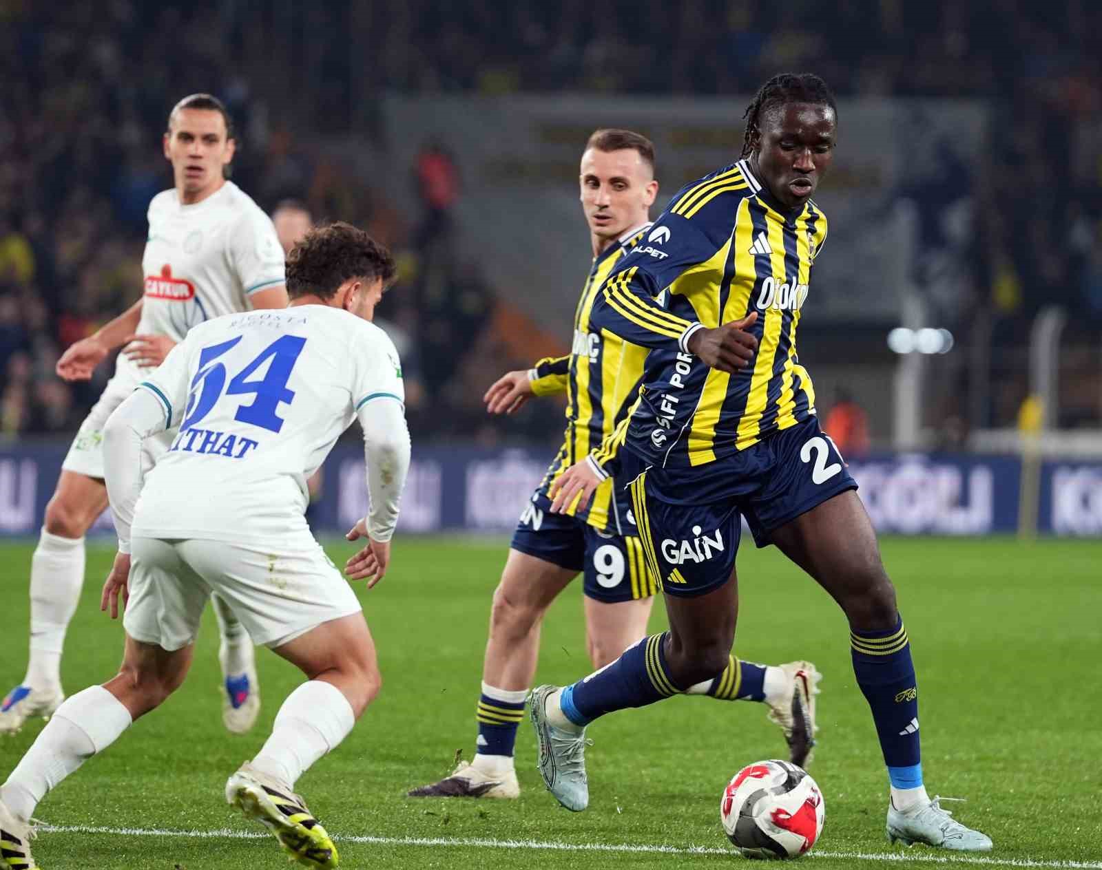 Trendyol Süper Lig: Fenerbahçe: 2 - Çaykur Rizespor: 2 (Maç sonucu)

