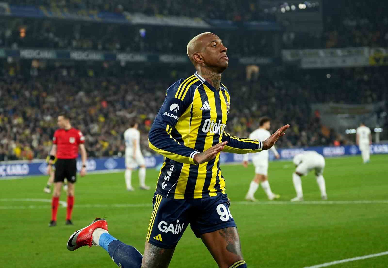 Trendyol Süper Lig: Fenerbahçe: 2 - Çaykur Rizespor: 2 (Maç sonucu)
