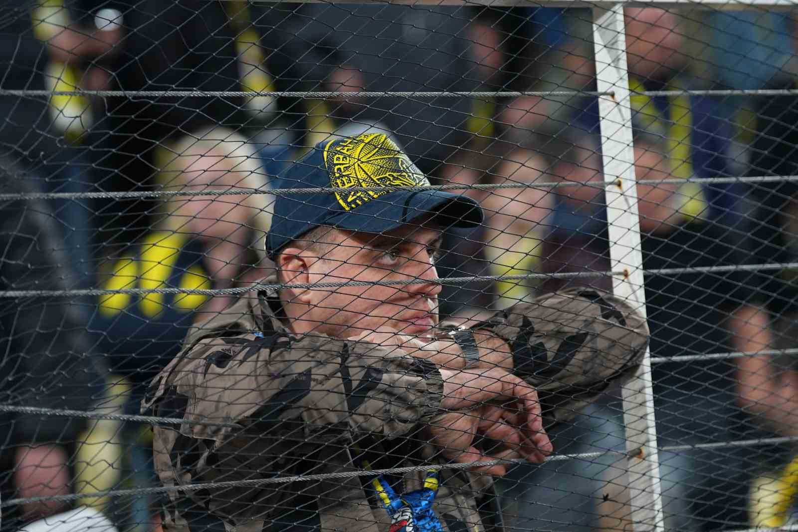 Trendyol Süper Lig: Fenerbahçe: 2 - Çaykur Rizespor: 2 (Maç sonucu)
