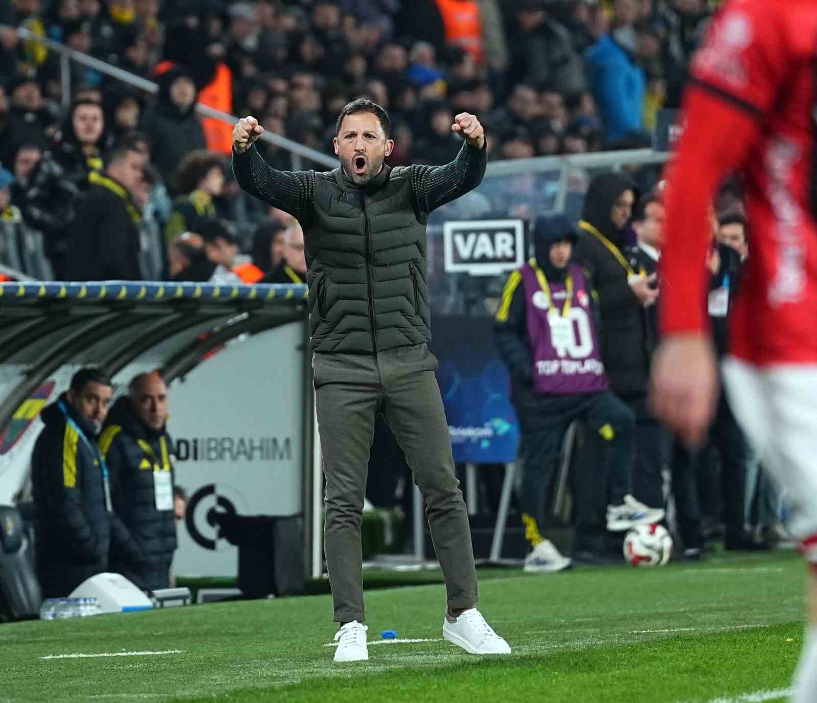 Trendyol Süper Lig: Fenerbahçe: 3 - Gençlerbirliği: 1 (Maç sonucu)
