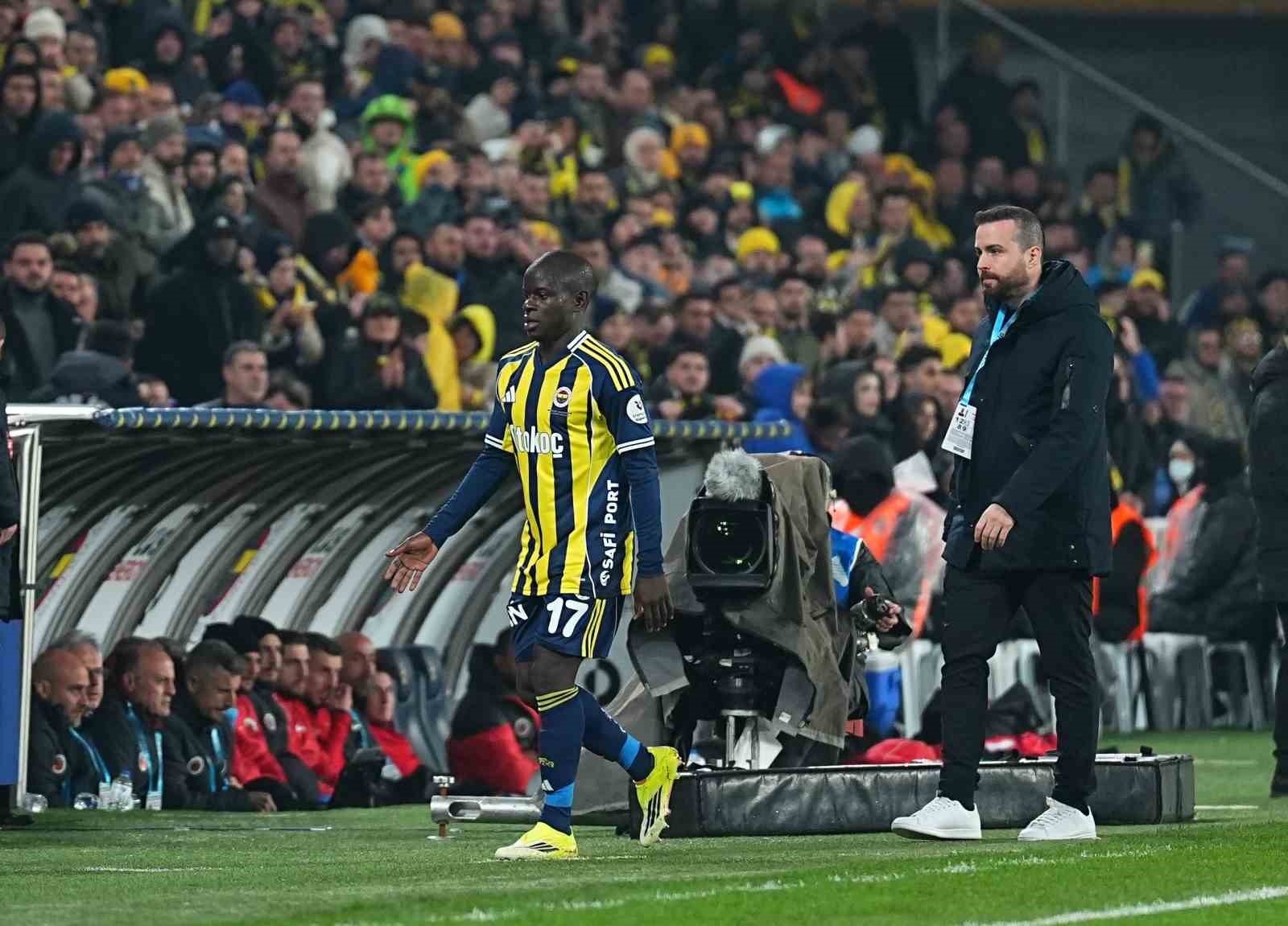 Trendyol Süper Lig: Fenerbahçe: 3 - Gençlerbirliği: 1 (Maç sonucu)
