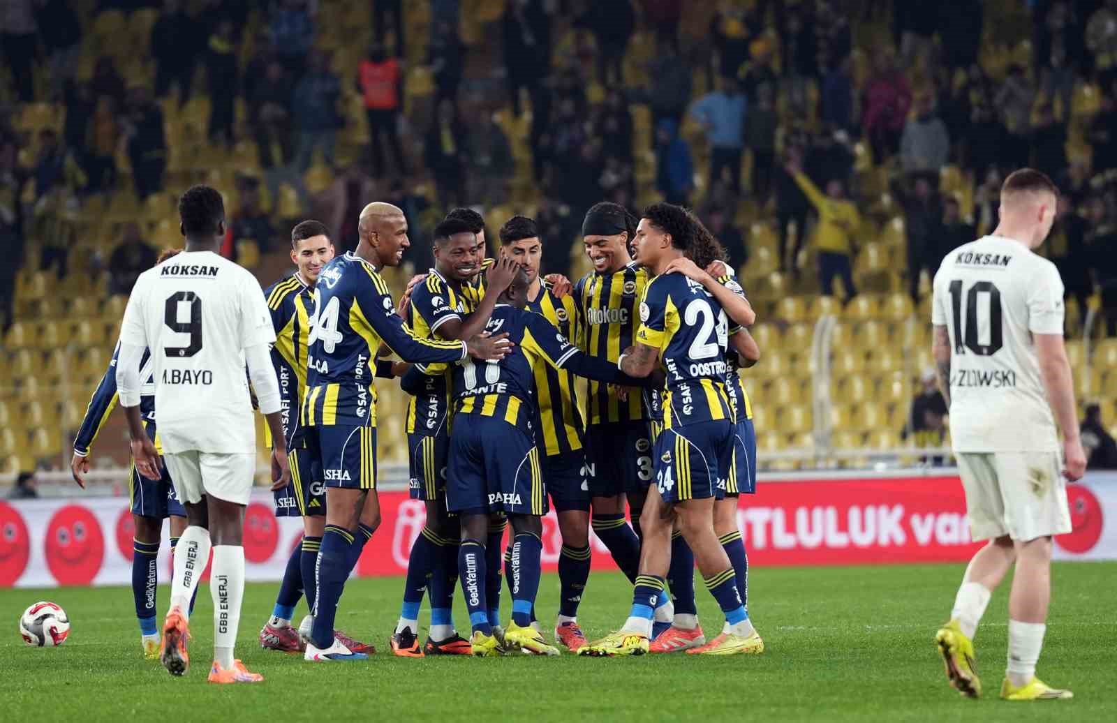 Trendyol Süper Lig: Fenerbahçe: 4 - Gaziantep FK: 1 (Maç sonucu)
