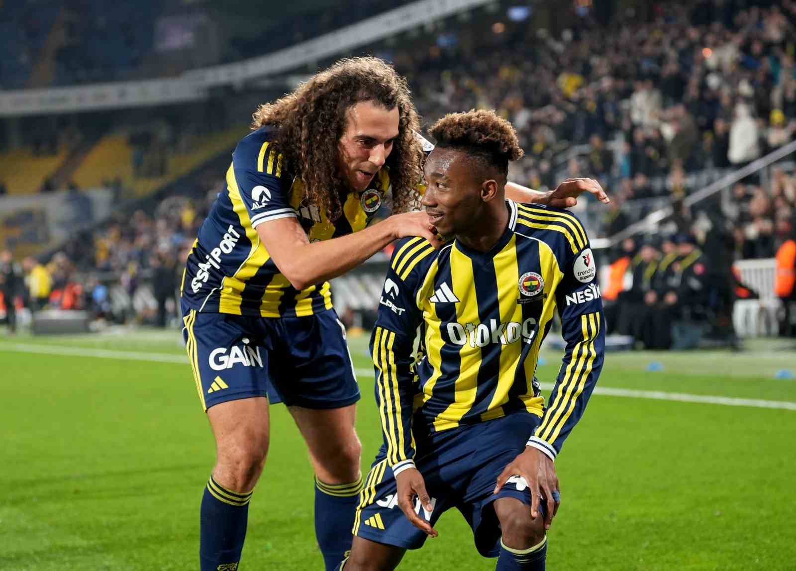 Trendyol Süper Lig: Fenerbahçe: 4 - Gaziantep FK: 1 (Maç sonucu)
