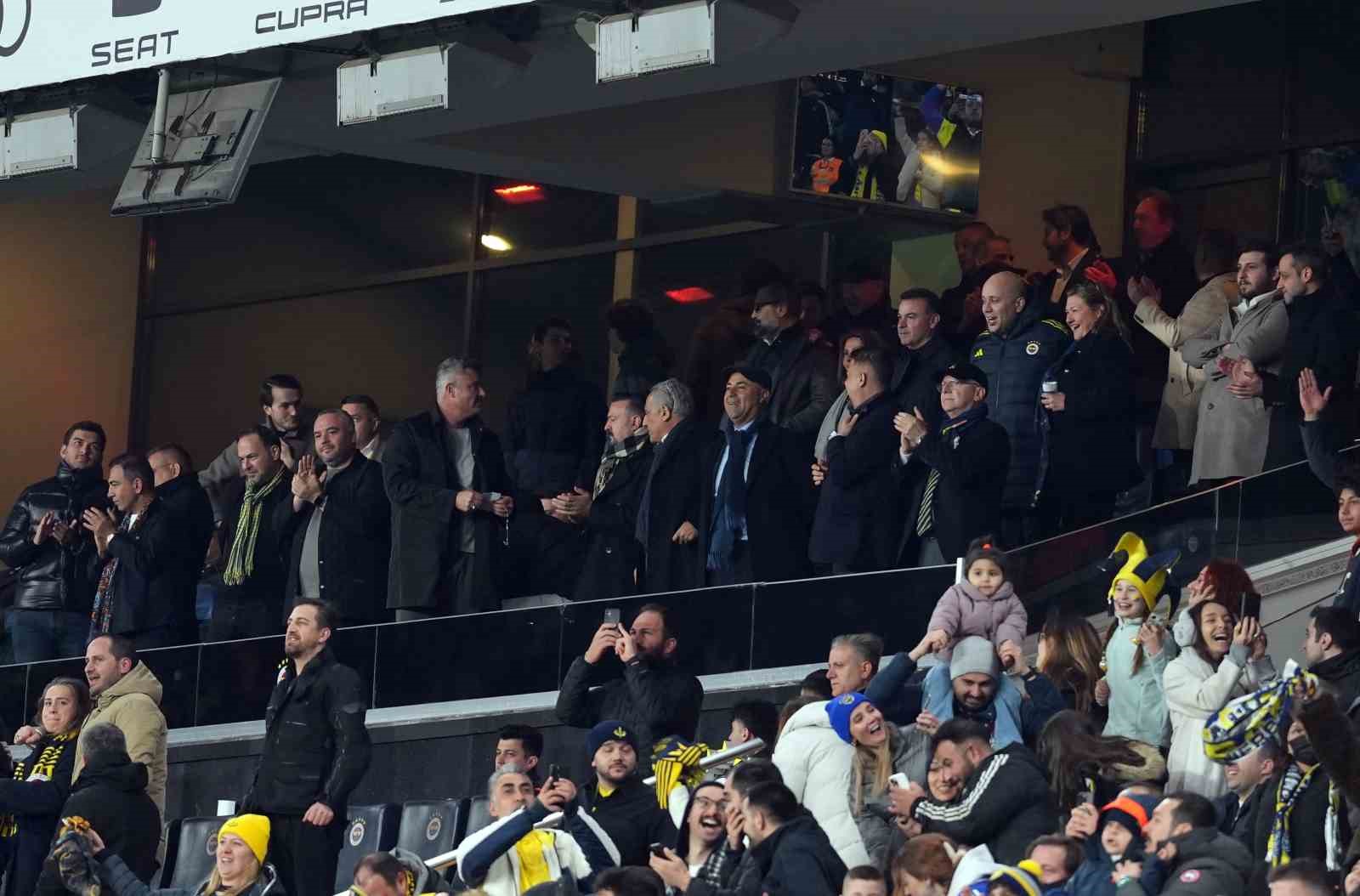 Trendyol Süper Lig: Fenerbahçe: 4 - Gaziantep FK: 1 (Maç sonucu)
