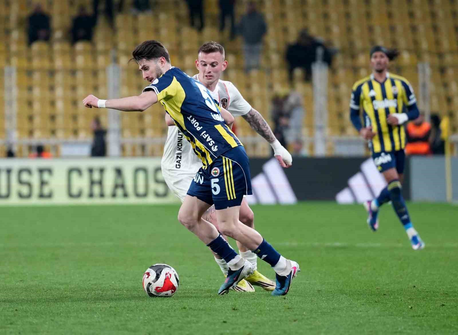 Trendyol Süper Lig: Fenerbahçe: 4 - Gaziantep FK: 1 (Maç sonucu)
