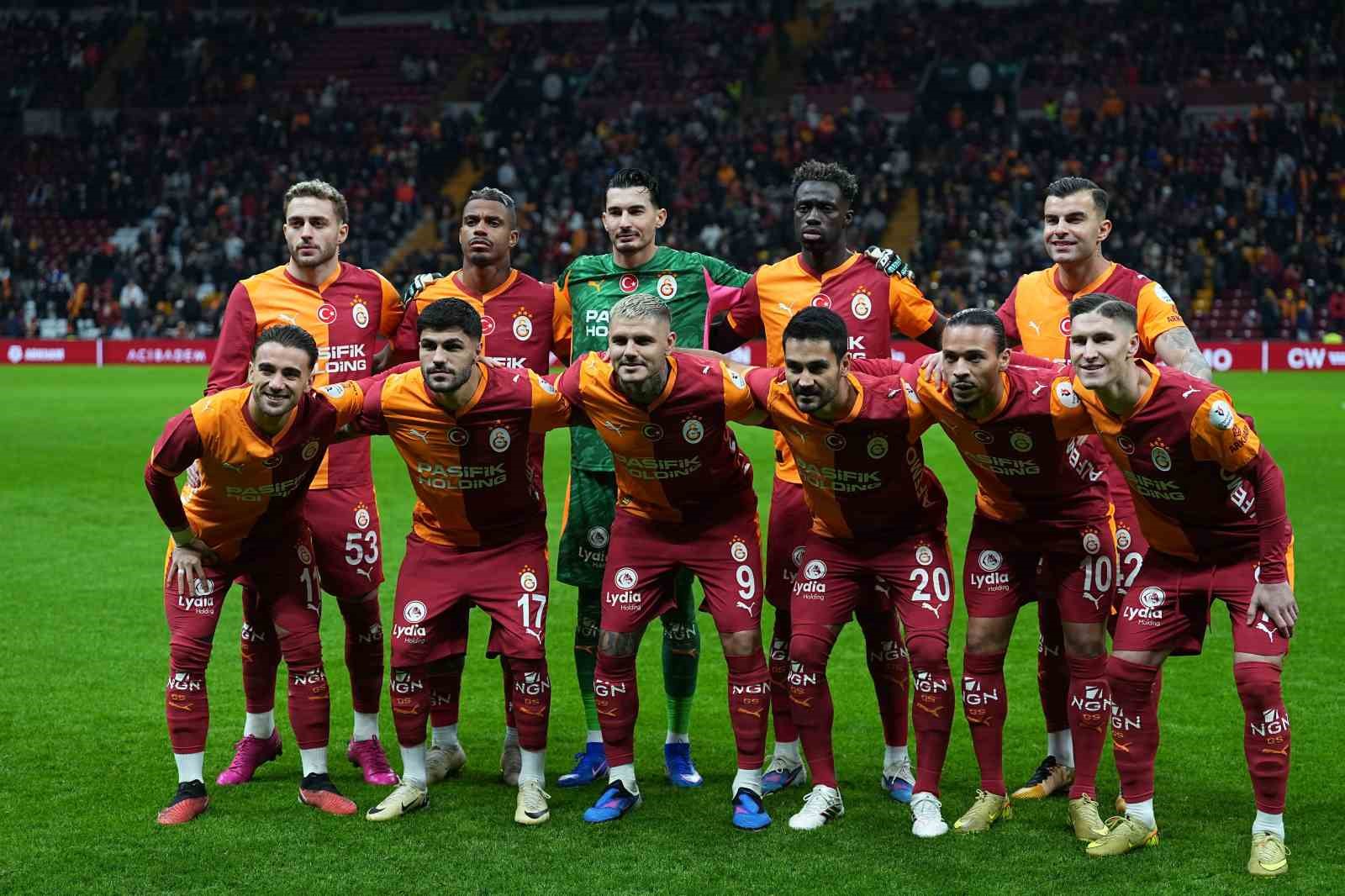 Trendyol Süper Lig: Galatasaray: 0 - Gaziantep FK: 0 (Maç devam ediyor)
